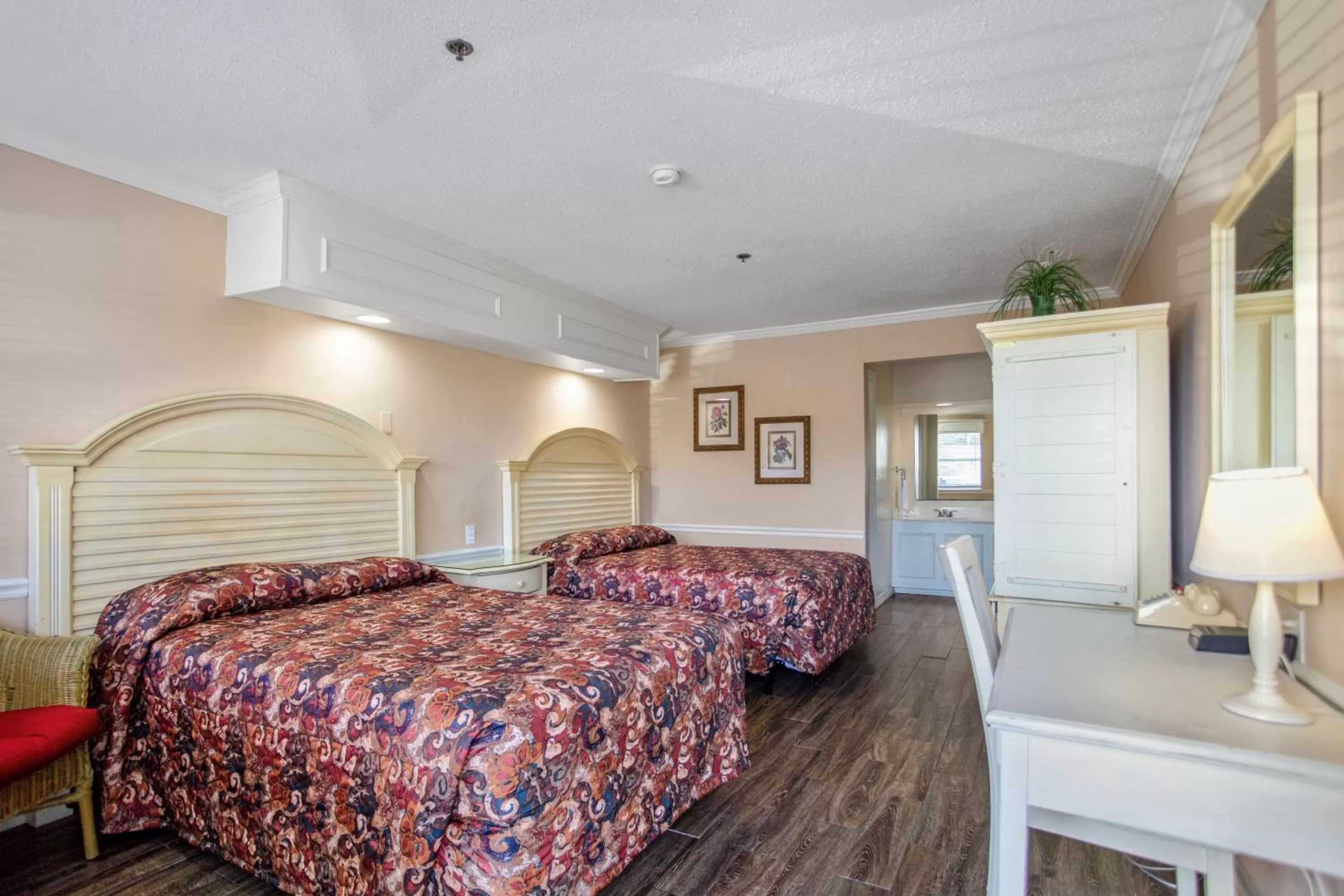 Standard Double Room- Smoking in Edgewater Inn - Biloxi Beach