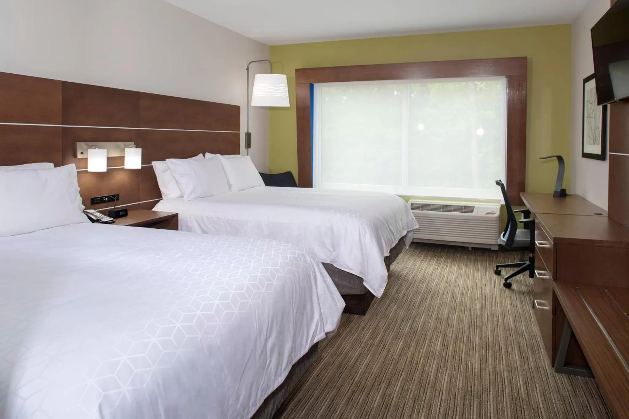 Standard Room with Two Queen Beds in Holiday Inn Express & Suites - King George - Dahlgren by IHG