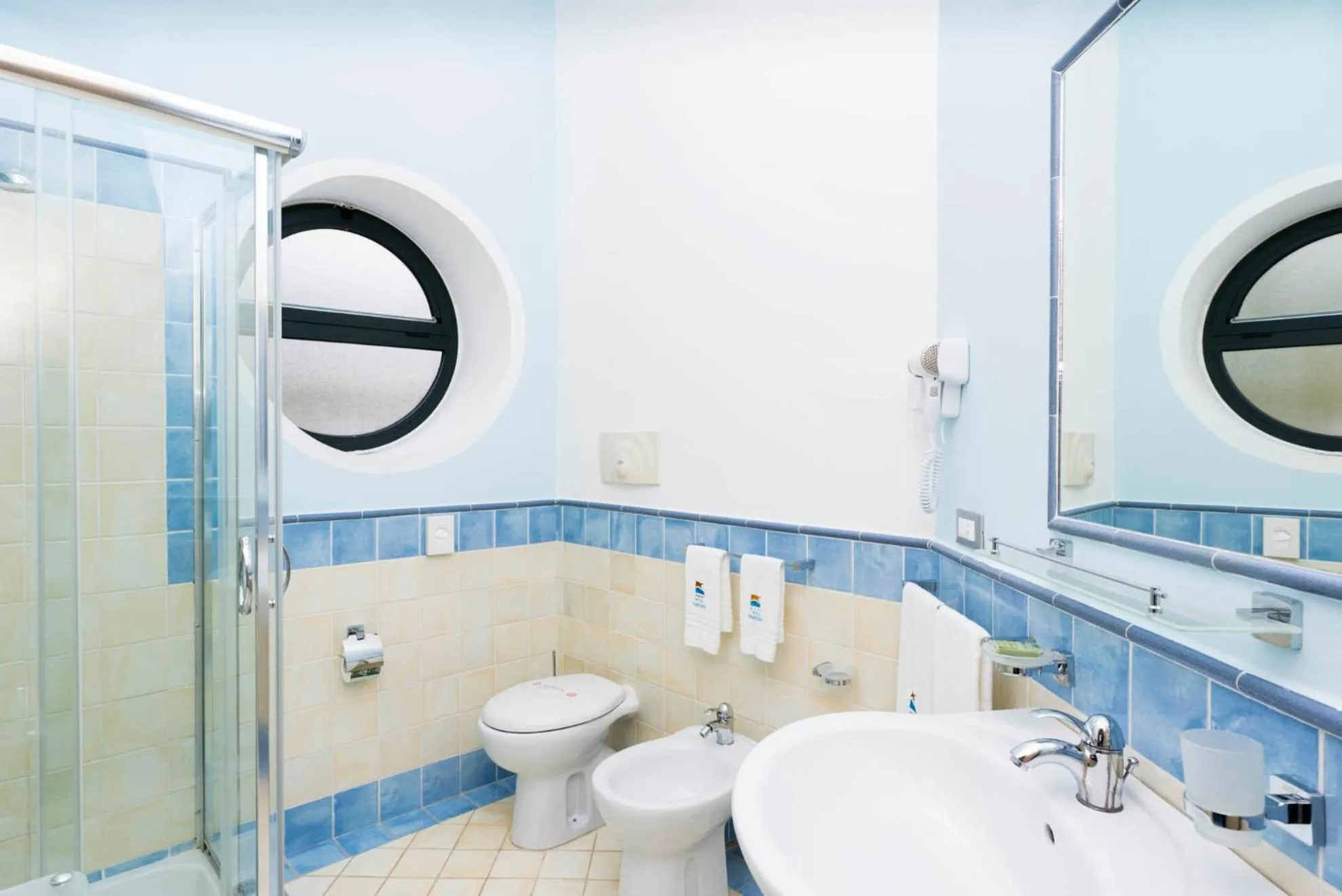 Double Room - Attic in Hotel Murmann