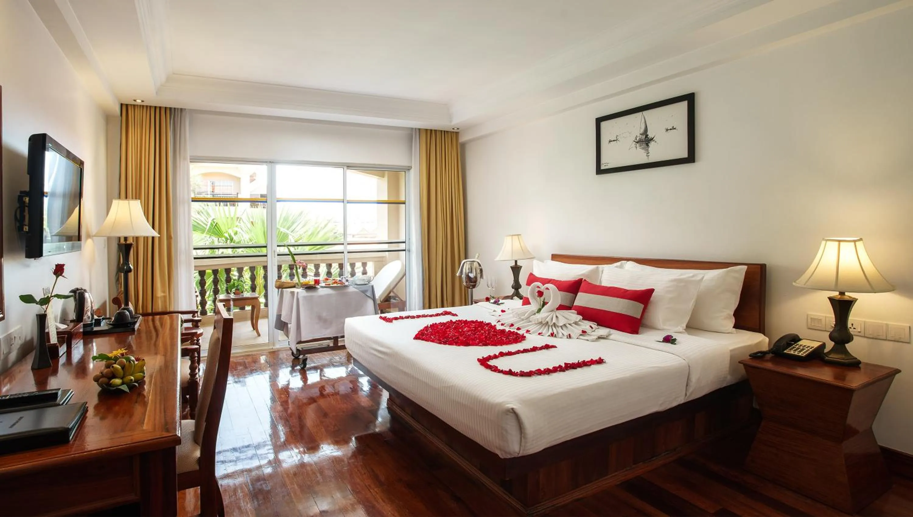 Premium Deluxe - Free 60mn massage + 1 High Tea per stay in Somadevi Angkor Premium