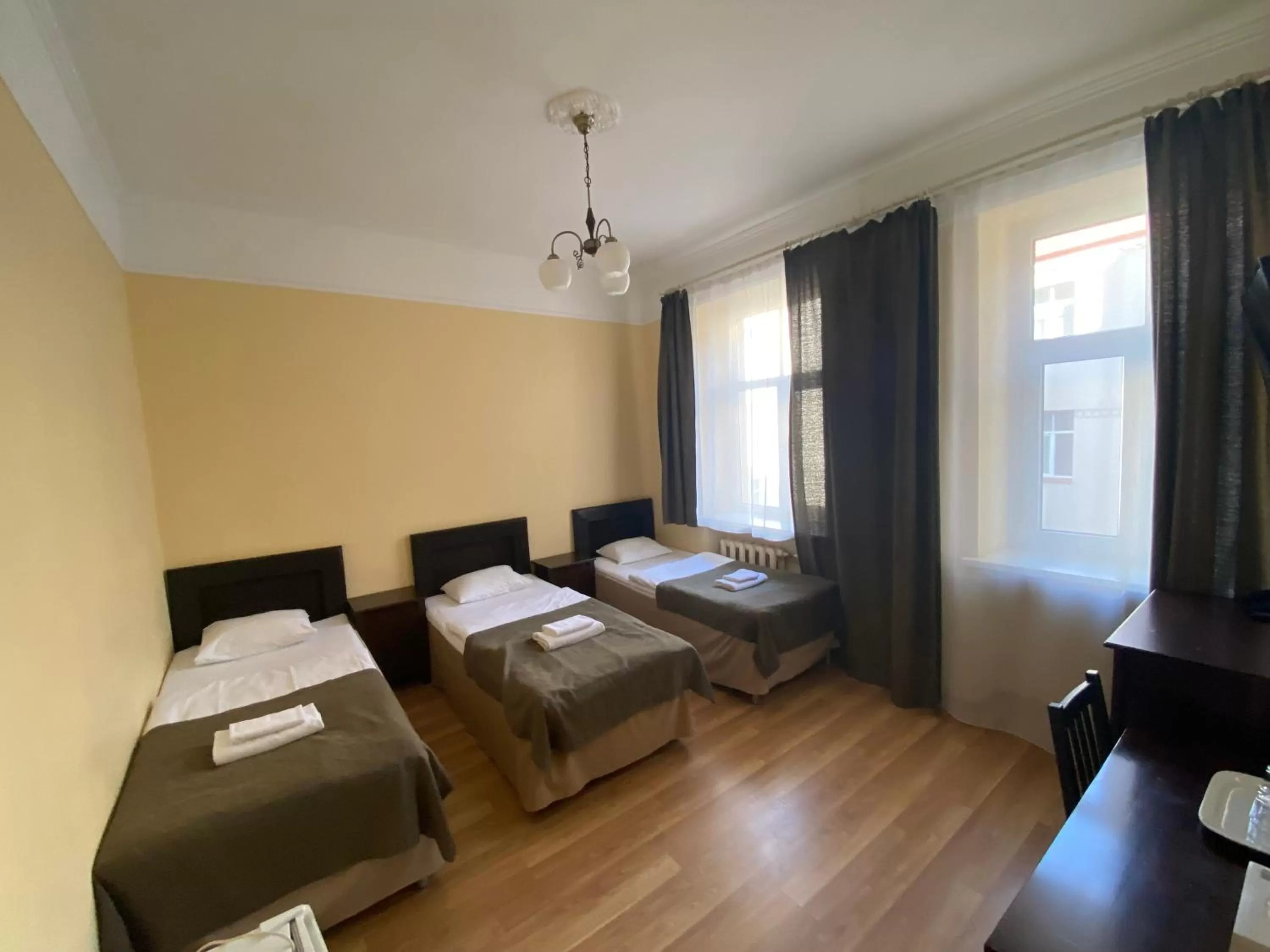 Triple Room in Viktorija