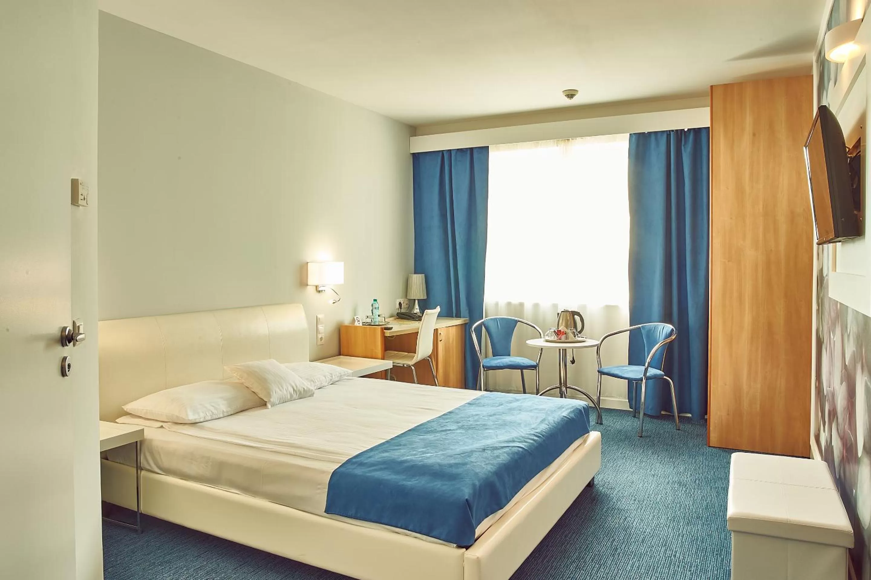 Standard Double Room - single occupancy in Continental Forum Bucuresti Palatul Parlamentului