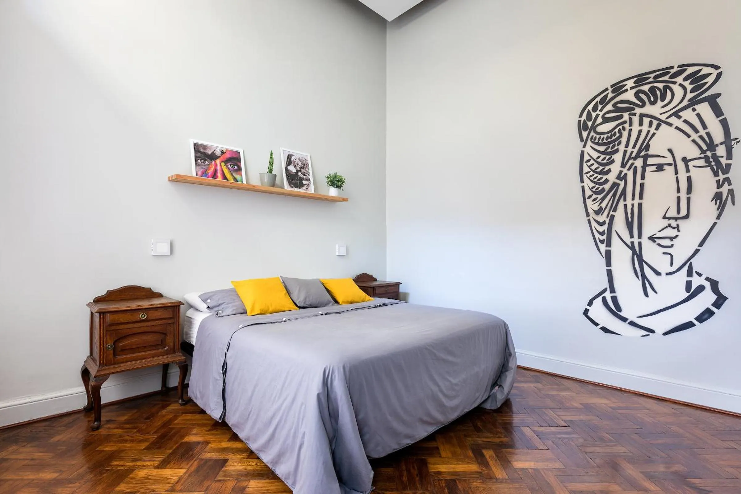 Double Room with Private Bathroom in Milhouse Avenue