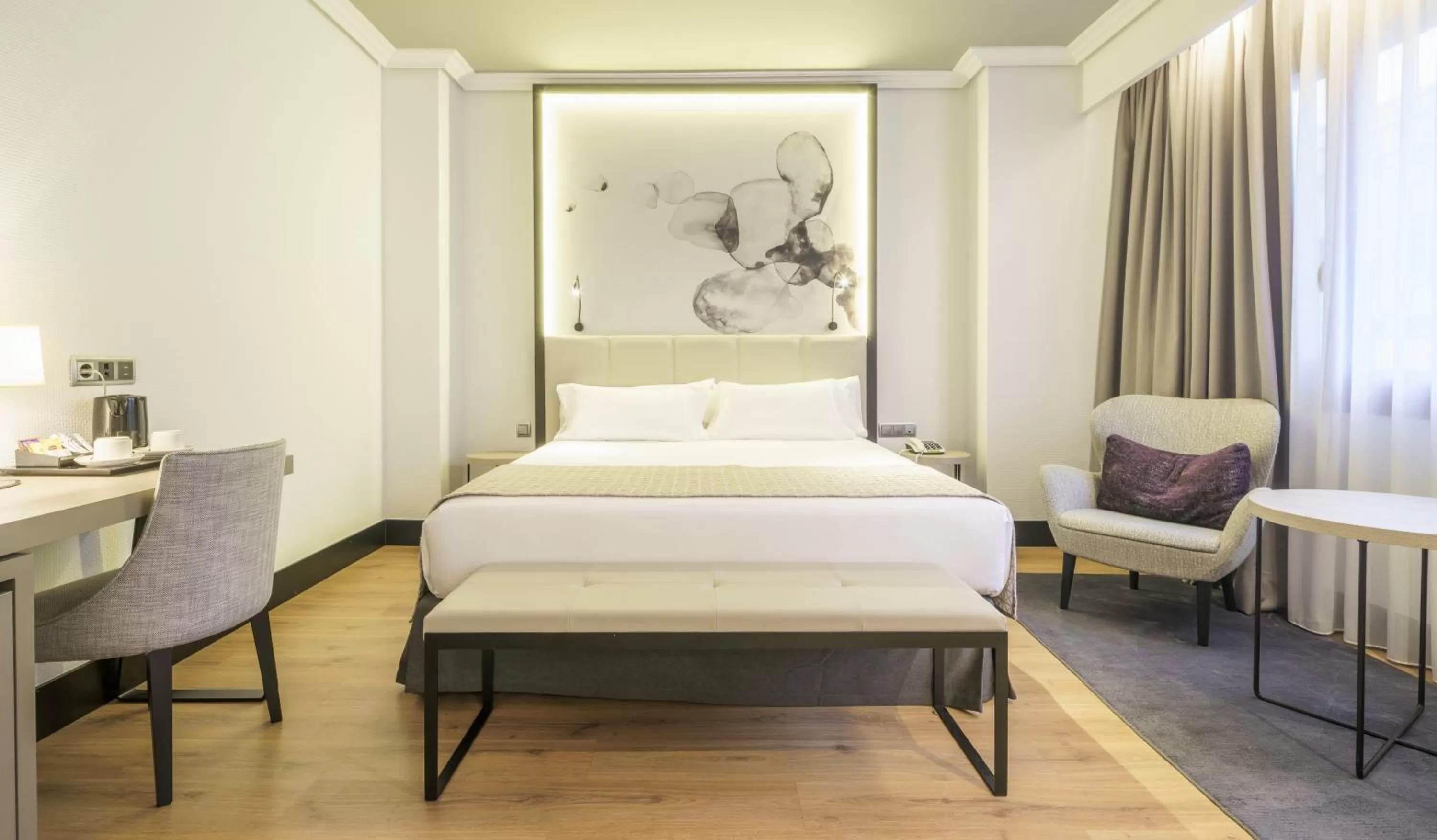 Junior Suite in Hotel Ilunion Bilbao