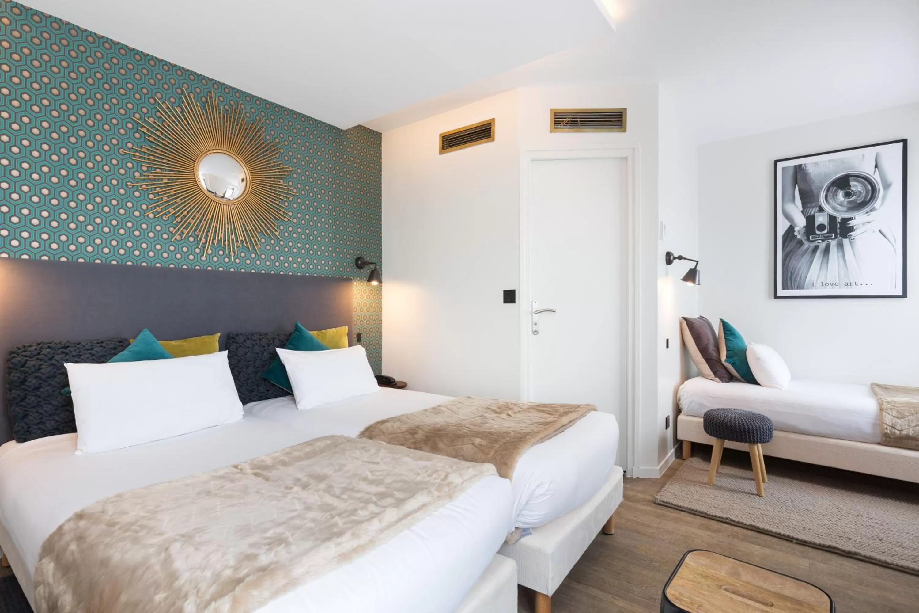 Triple Room in Hotel OHM by Happyculture