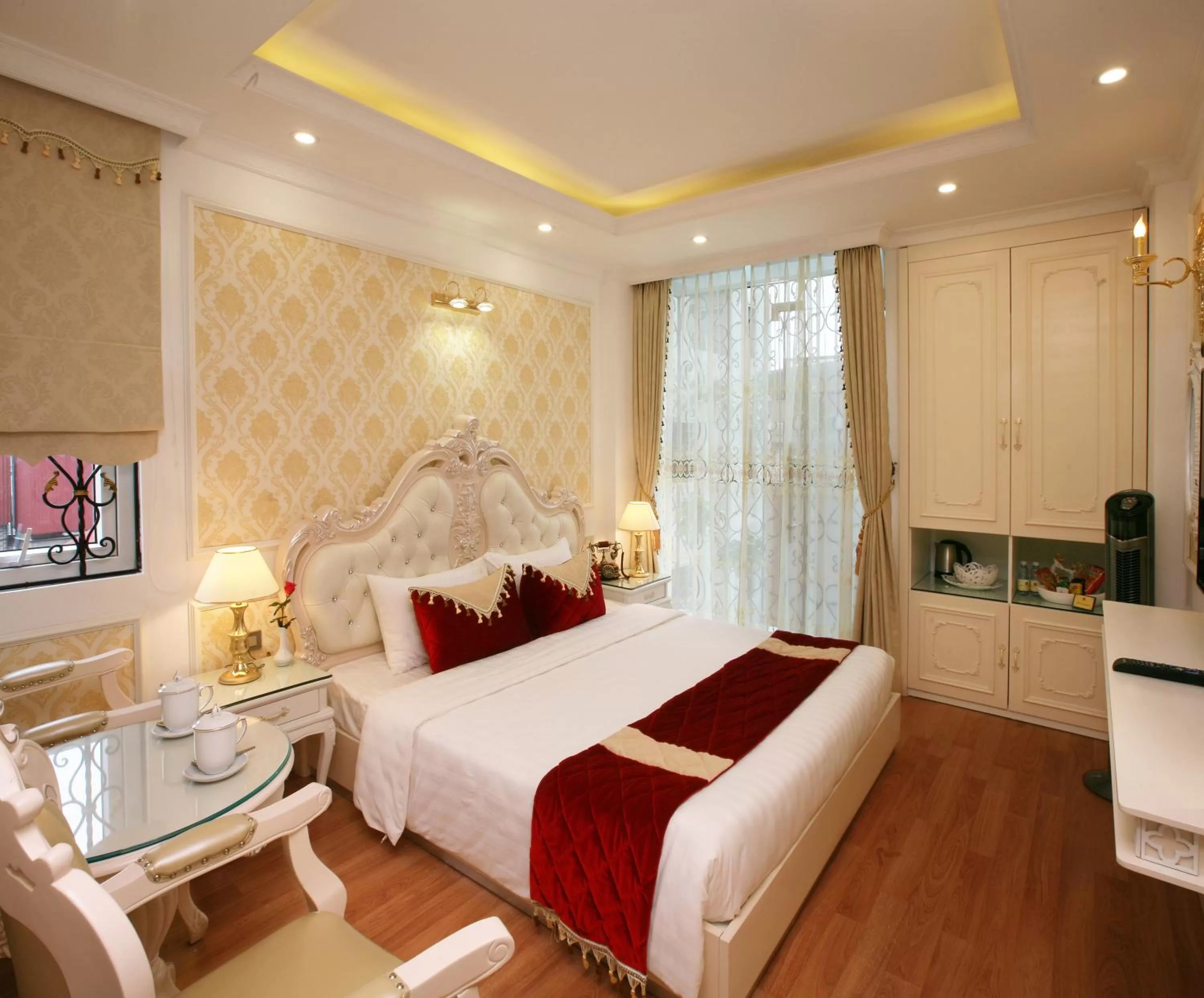 Deluxe Royal Double or Twin Room in Hanoi Hotel Royal