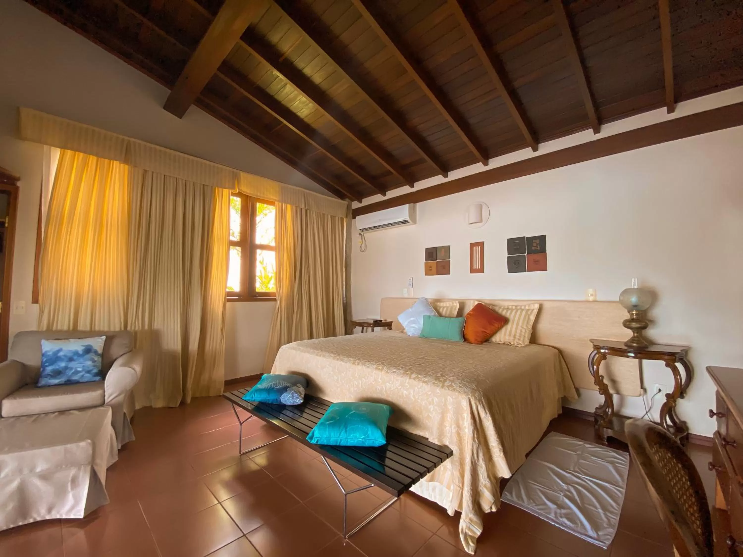 King Suite in Santa Clara Hotel