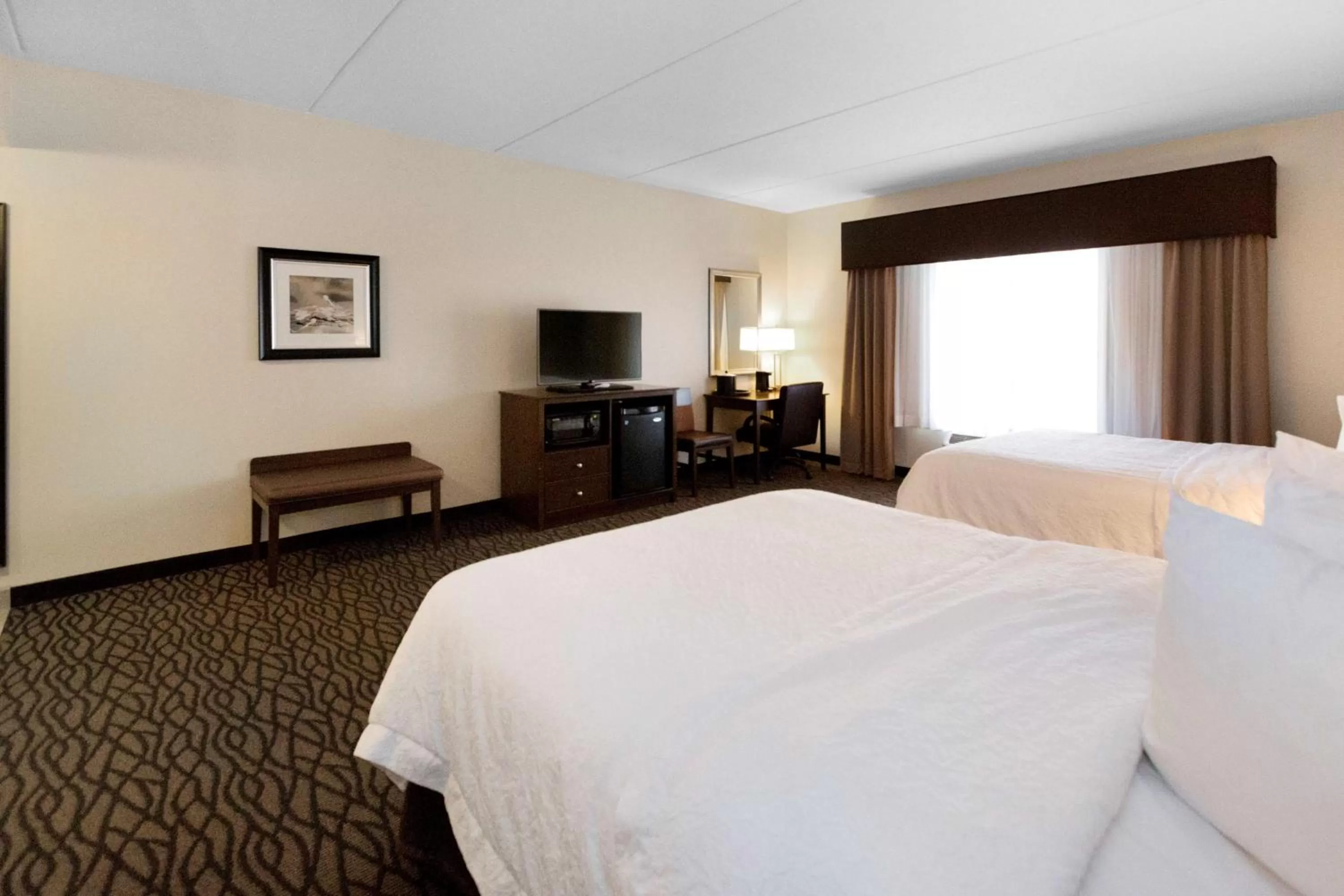 Queen Room with Two Queen Beds (4 Adults) in Hampton Inn Butler