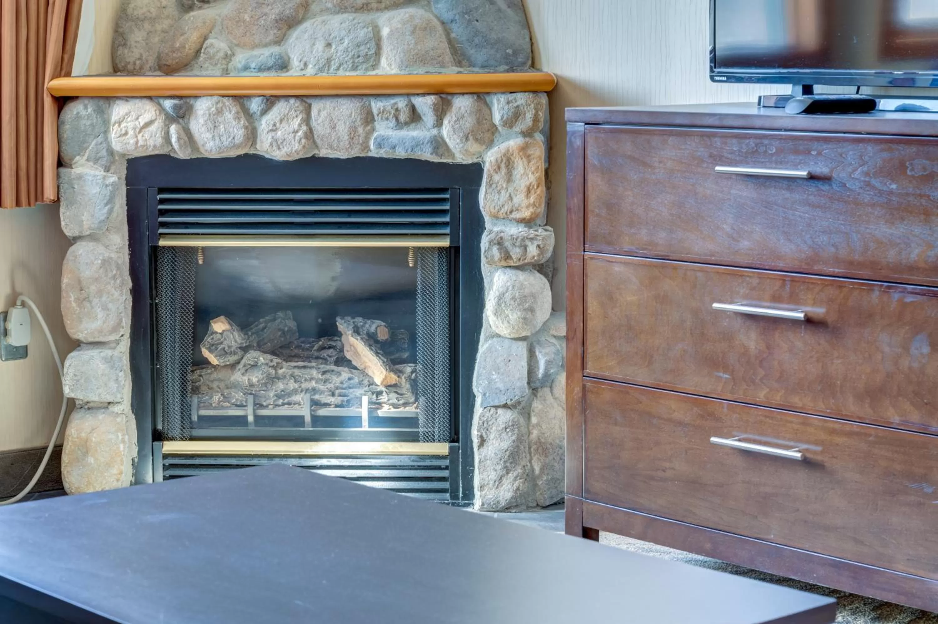 Standard Double Room in Chateau Canmore