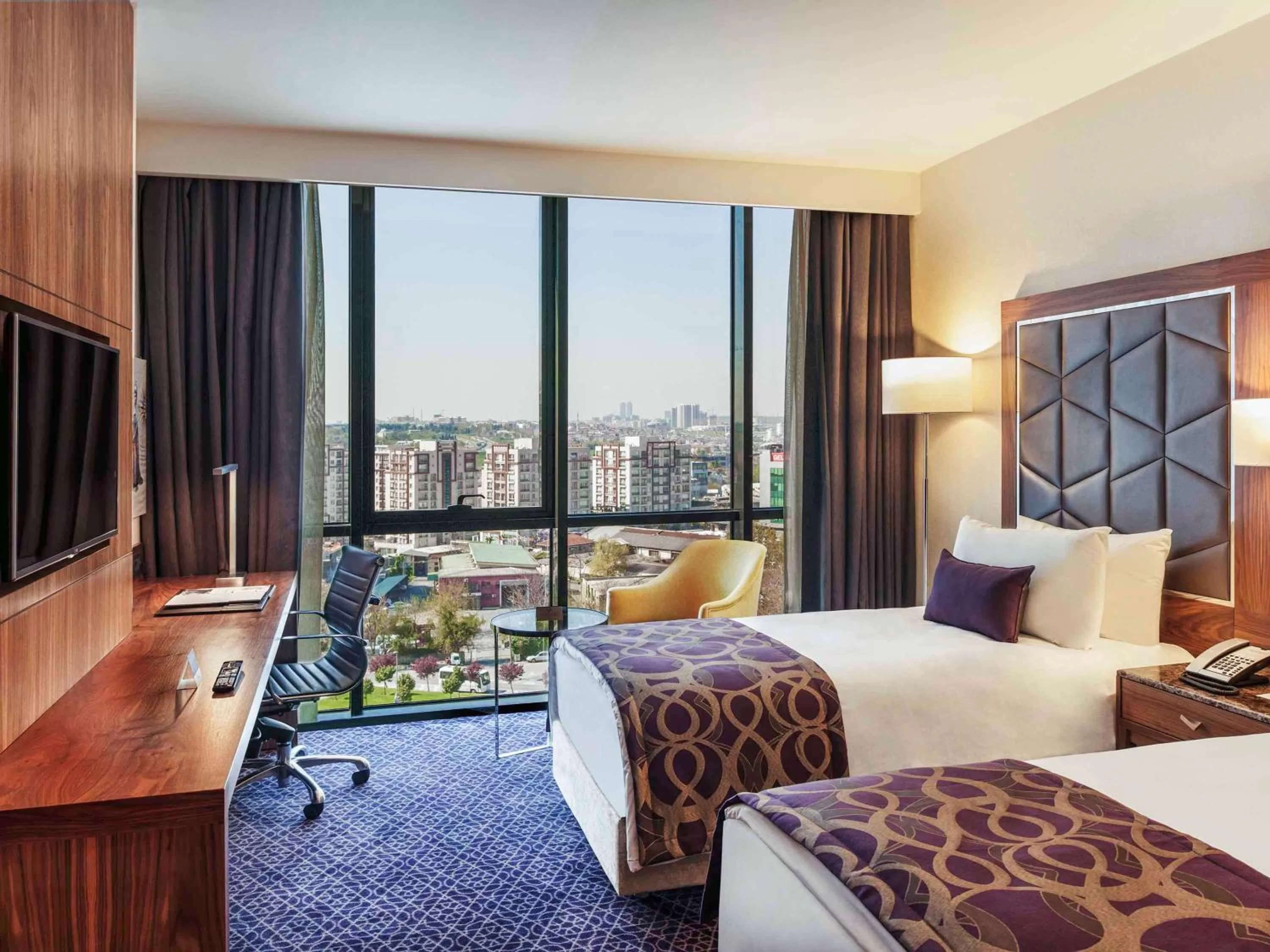 Superior Twin Room with City View in Uranus Istanbul Topkapi