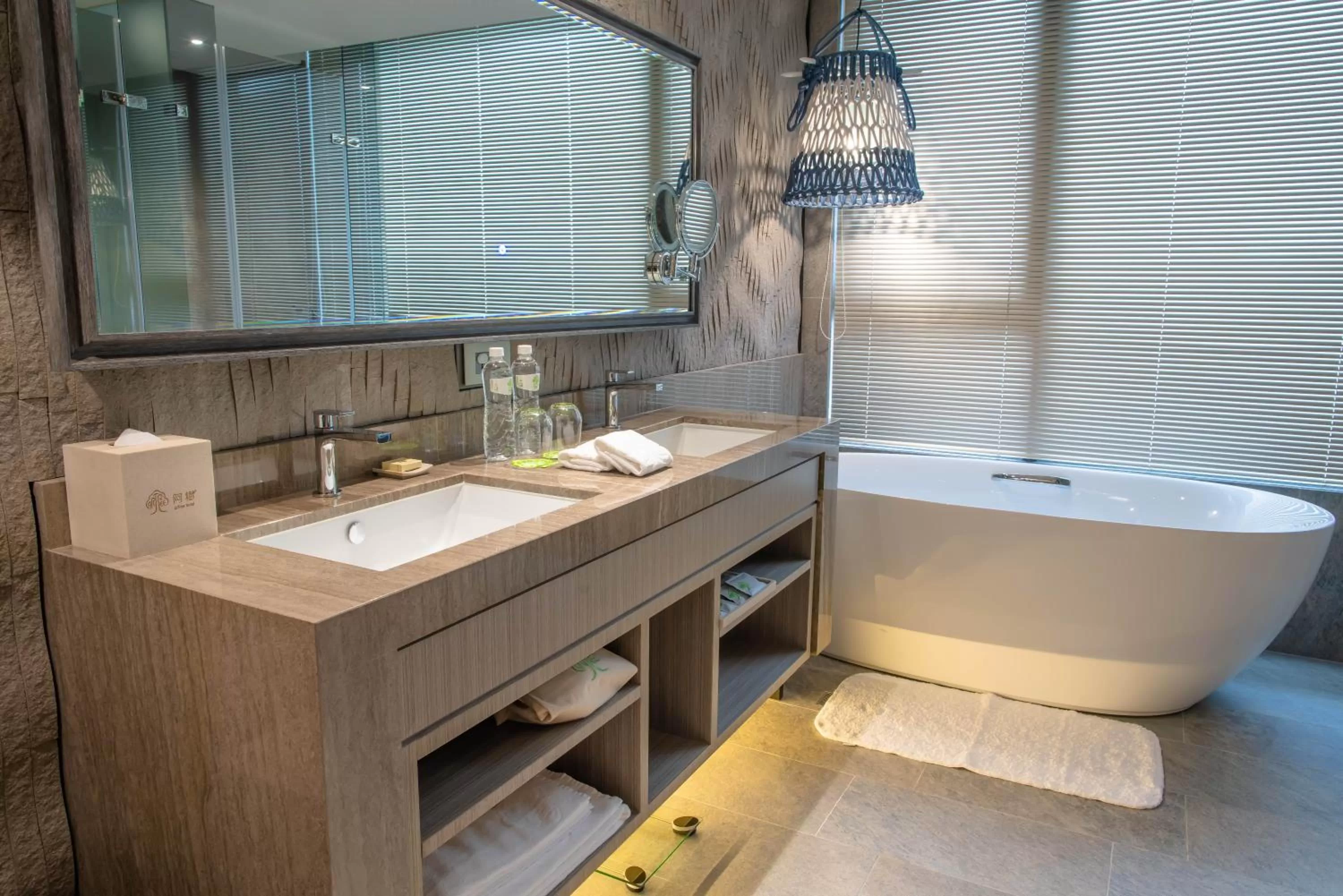 Deluxe King Room in arTree hotel