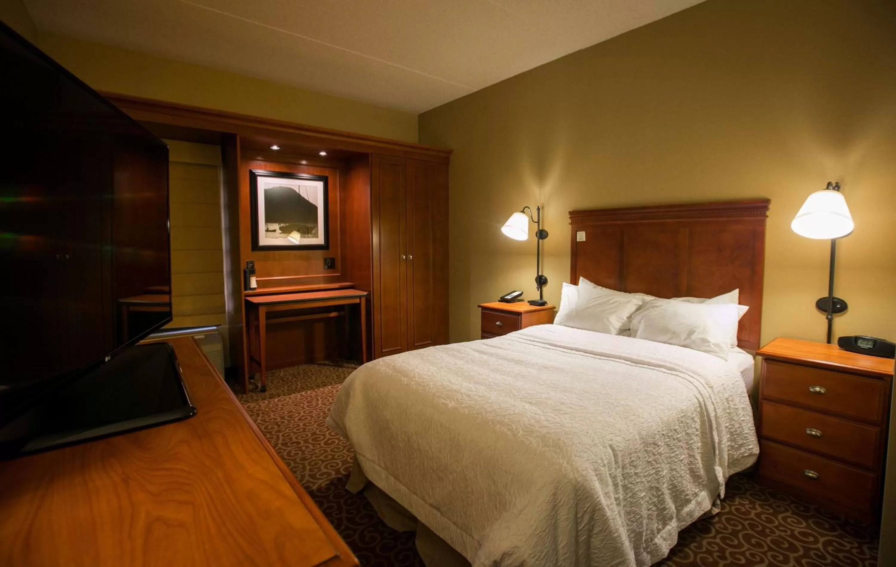 Double Room in Spark by Hilton Green Bay