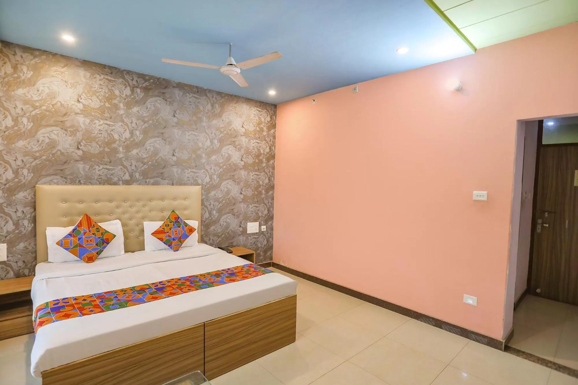 Deluxe Room - single occupancy in FabHotel Kriti Green - Hanuman Mandir, Lathia