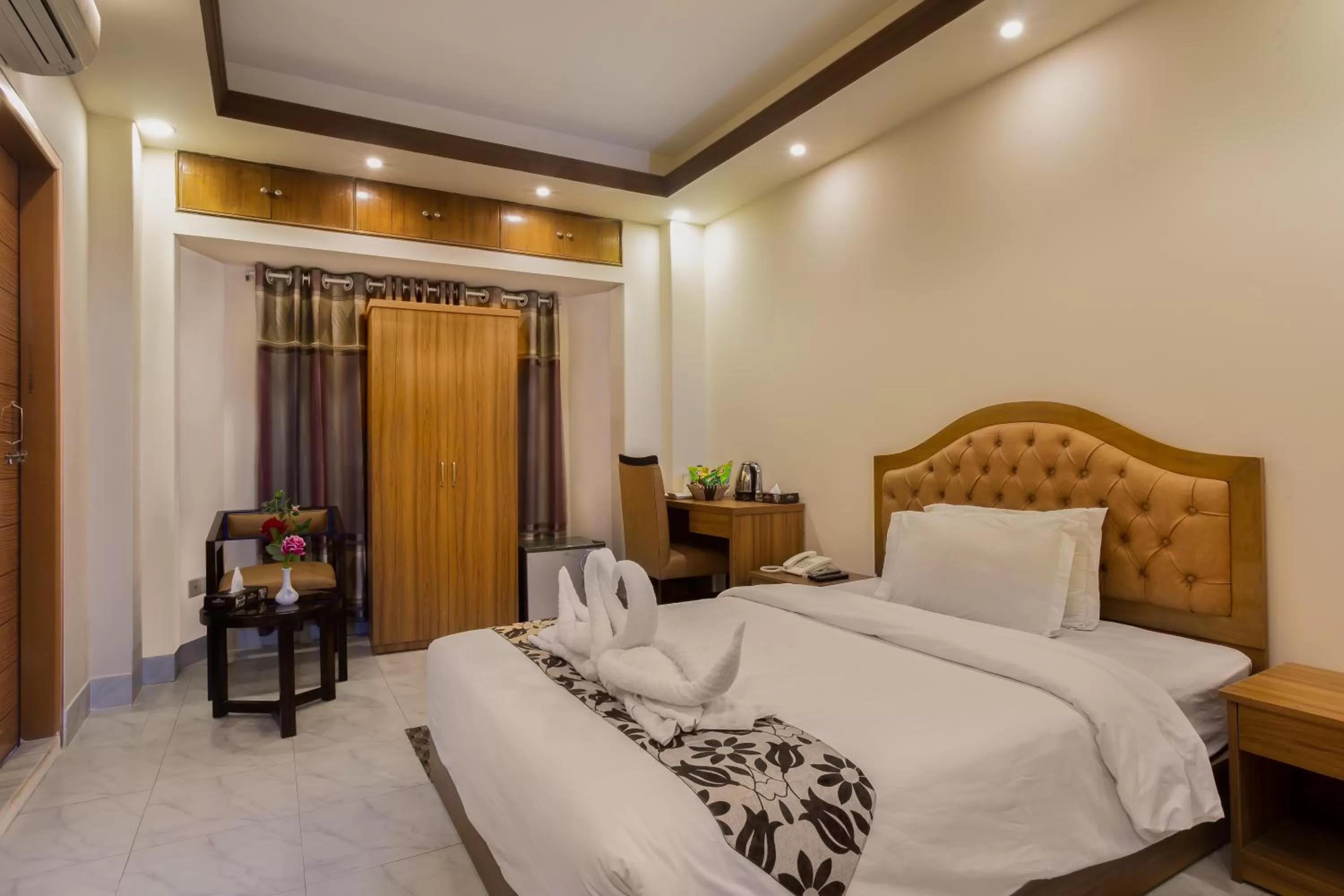 Deluxe Queen Room in Memento Residence