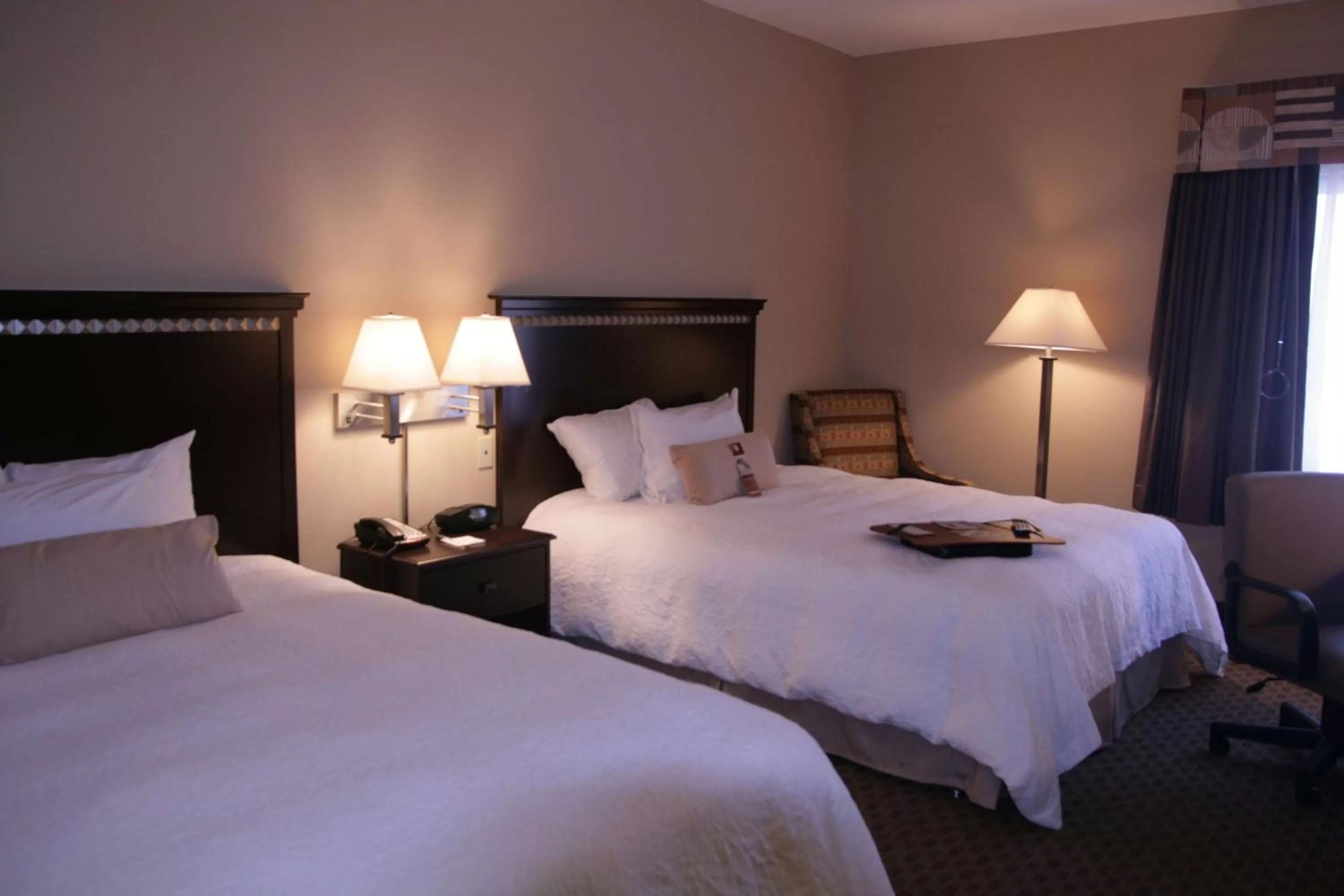 Queen Room with Two Queen Beds - Hearing Accessible/Non-Smoking in Hampton Inn Olathe