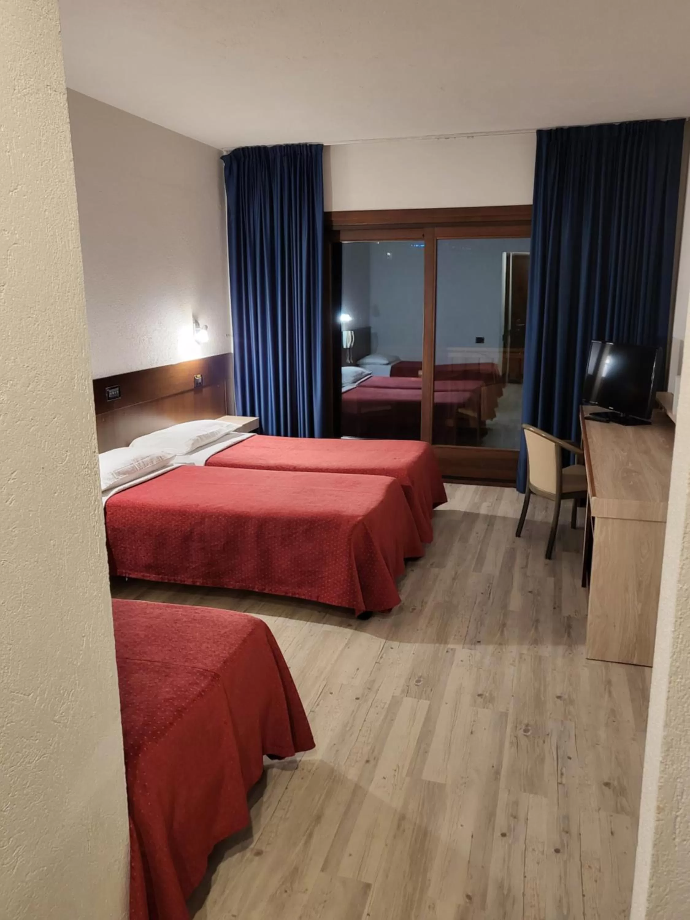 Superior Triple Room in Hotel Miage