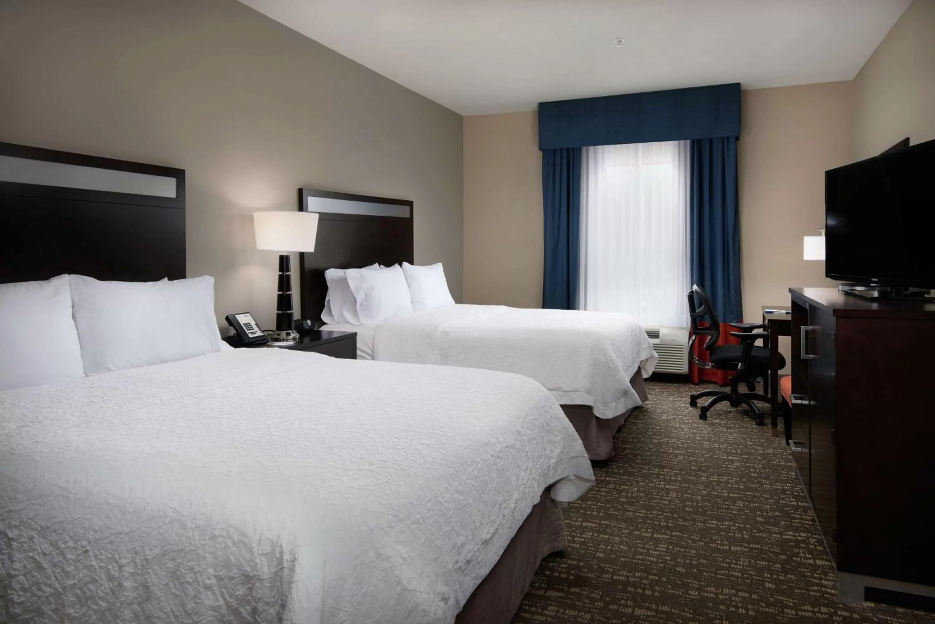 Queen Room with Two Queen Beds - Non-Smoking in Hampton Inn & Suites Portland/Vancouver