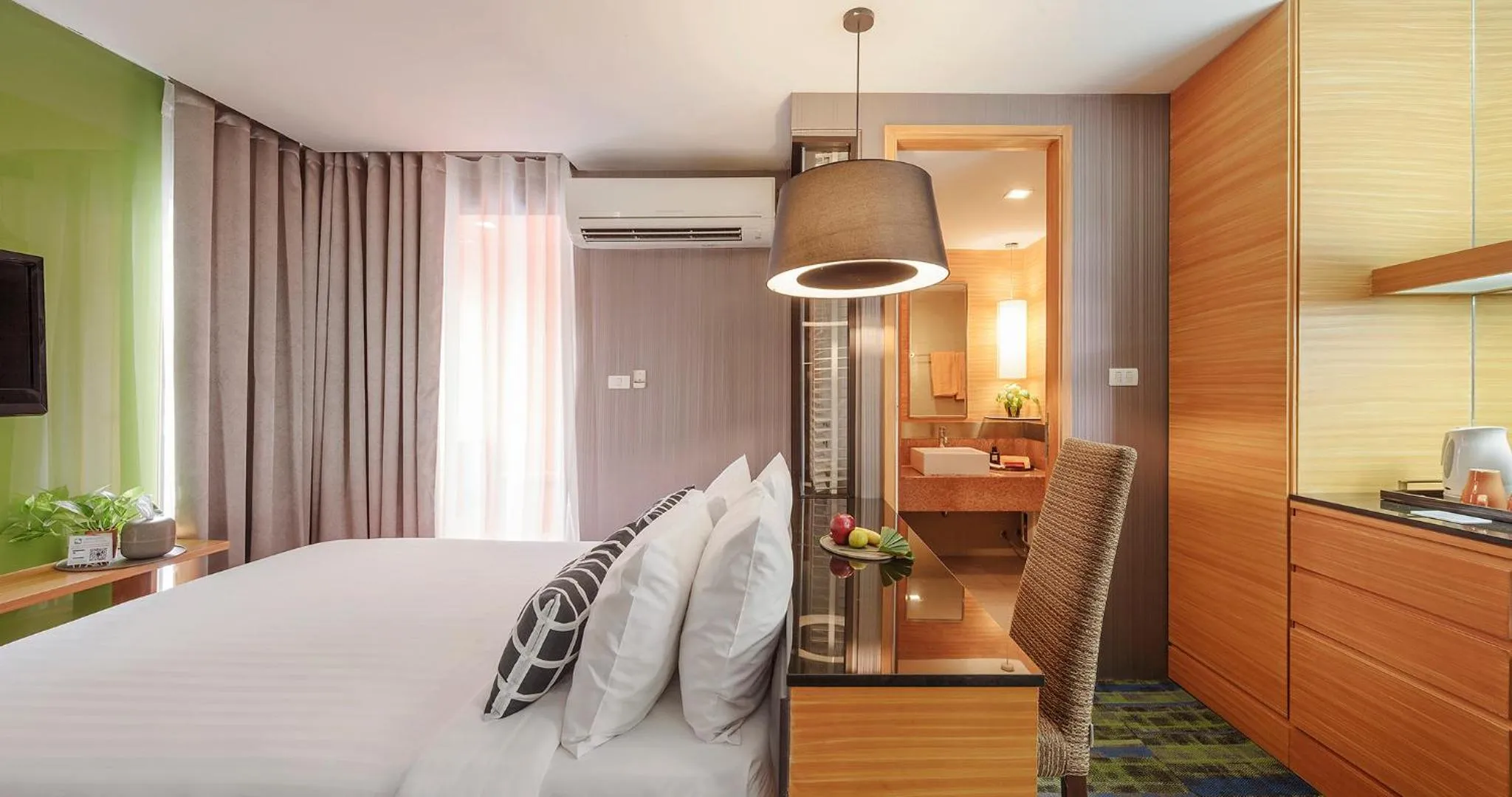 Superior Double Room in Tango Vibrant Living Hotel - SHA Extra Plus