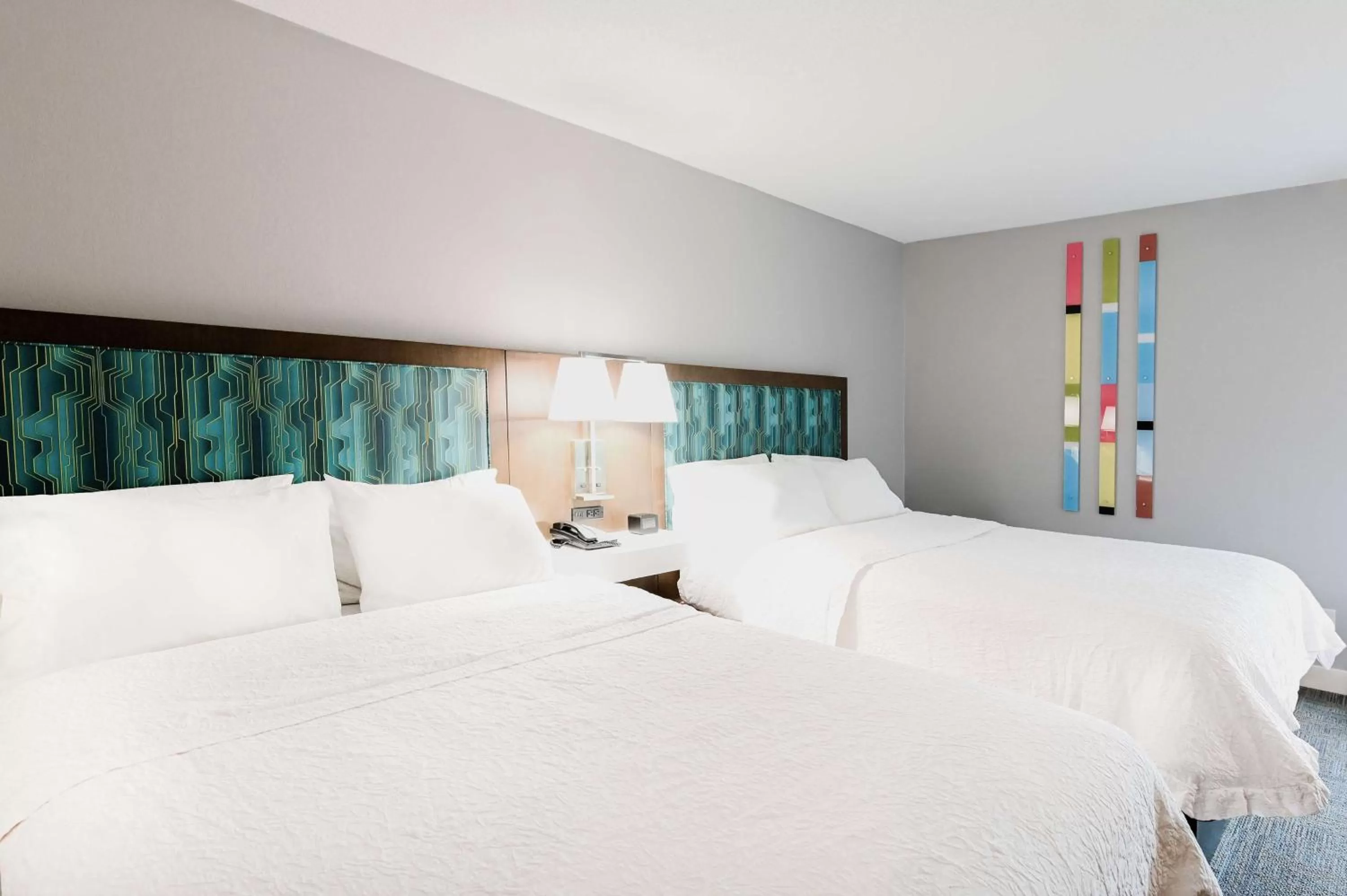 Queen Room with Two Queen Beds - Hearing Access/Non-Smoking in Hampton Inn Richmond-West Innsbrook