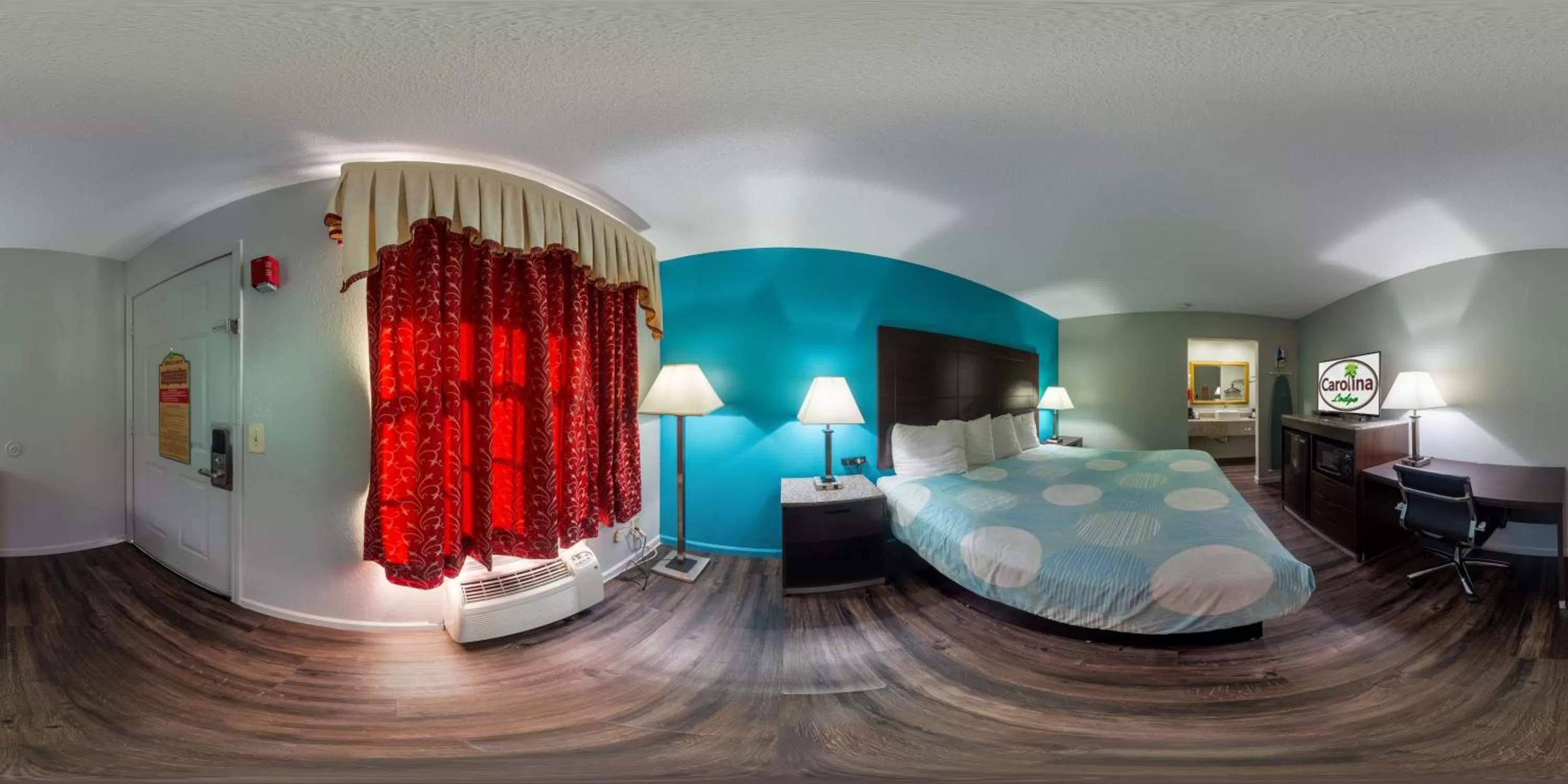 King Room - Non-Smoking in Carolina Lodge