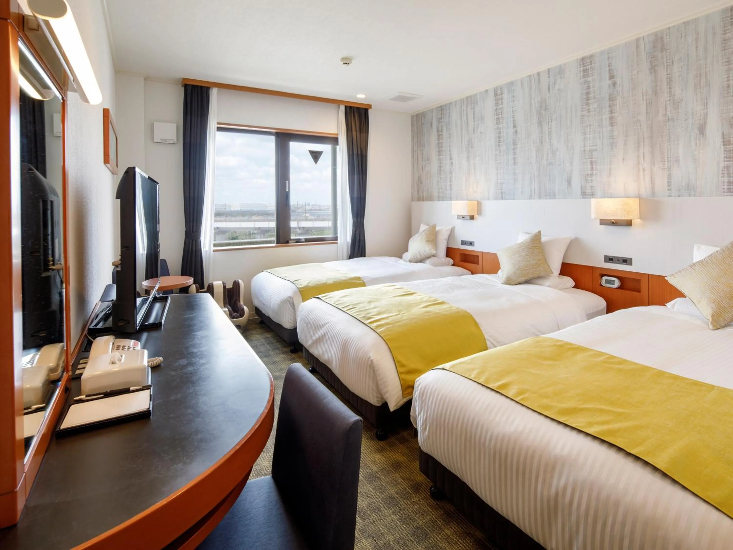 Superior Triple Room - single occupancy in HOTEL MYSTAYS Maihama