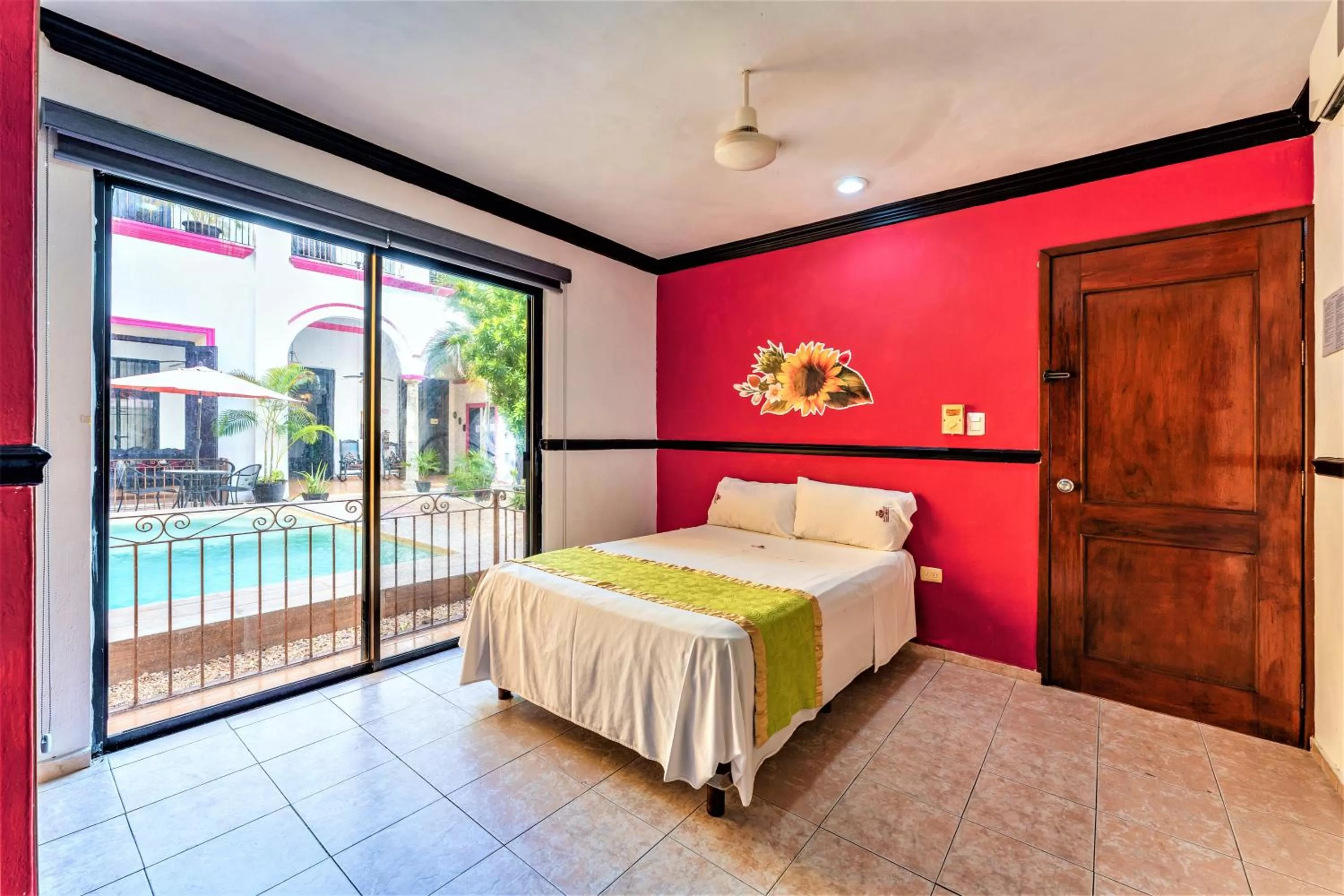 Queen Room in Hotel Gran Centenario