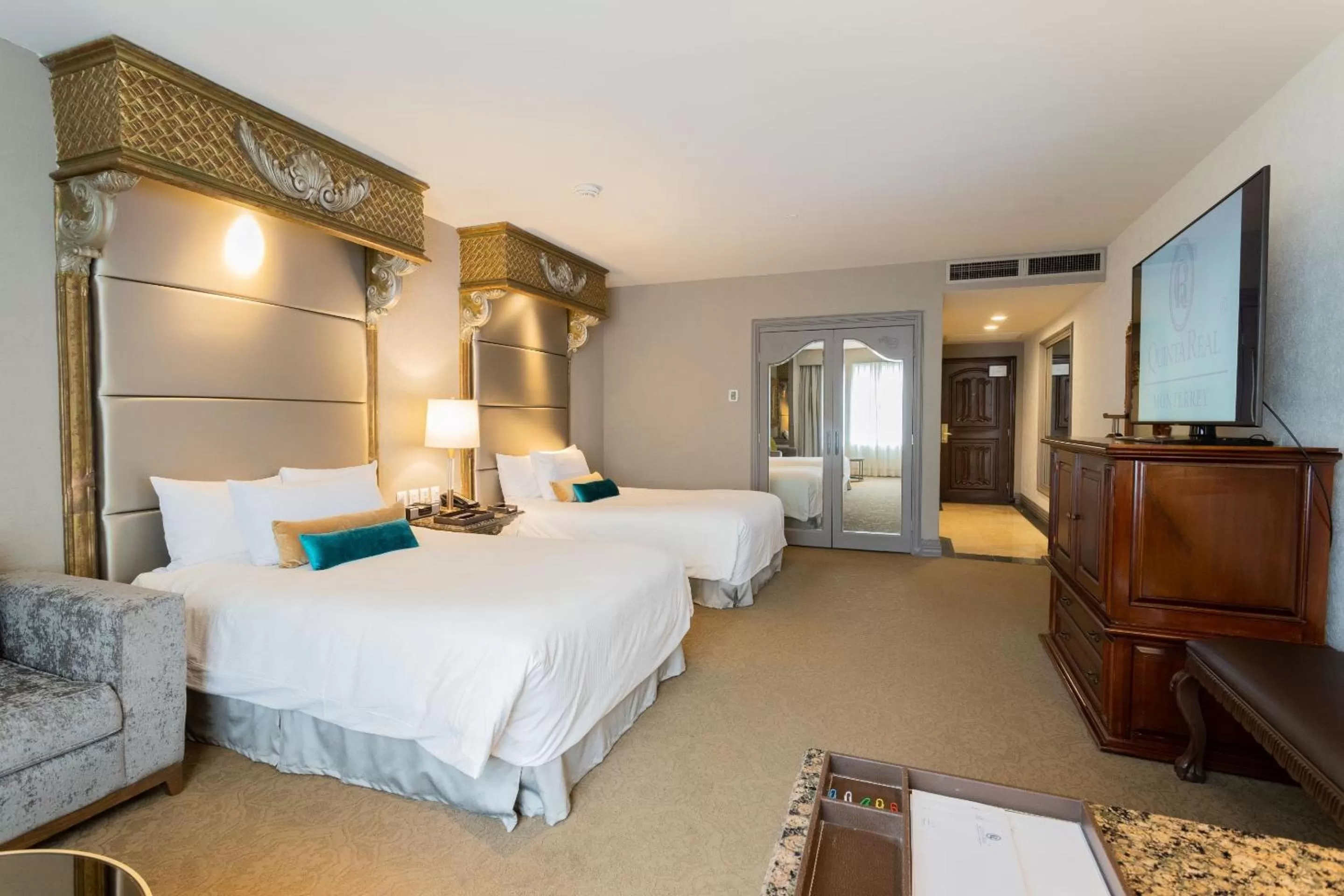 Gran Clase Executive Tower Two Beds in Quinta Real Monterrey