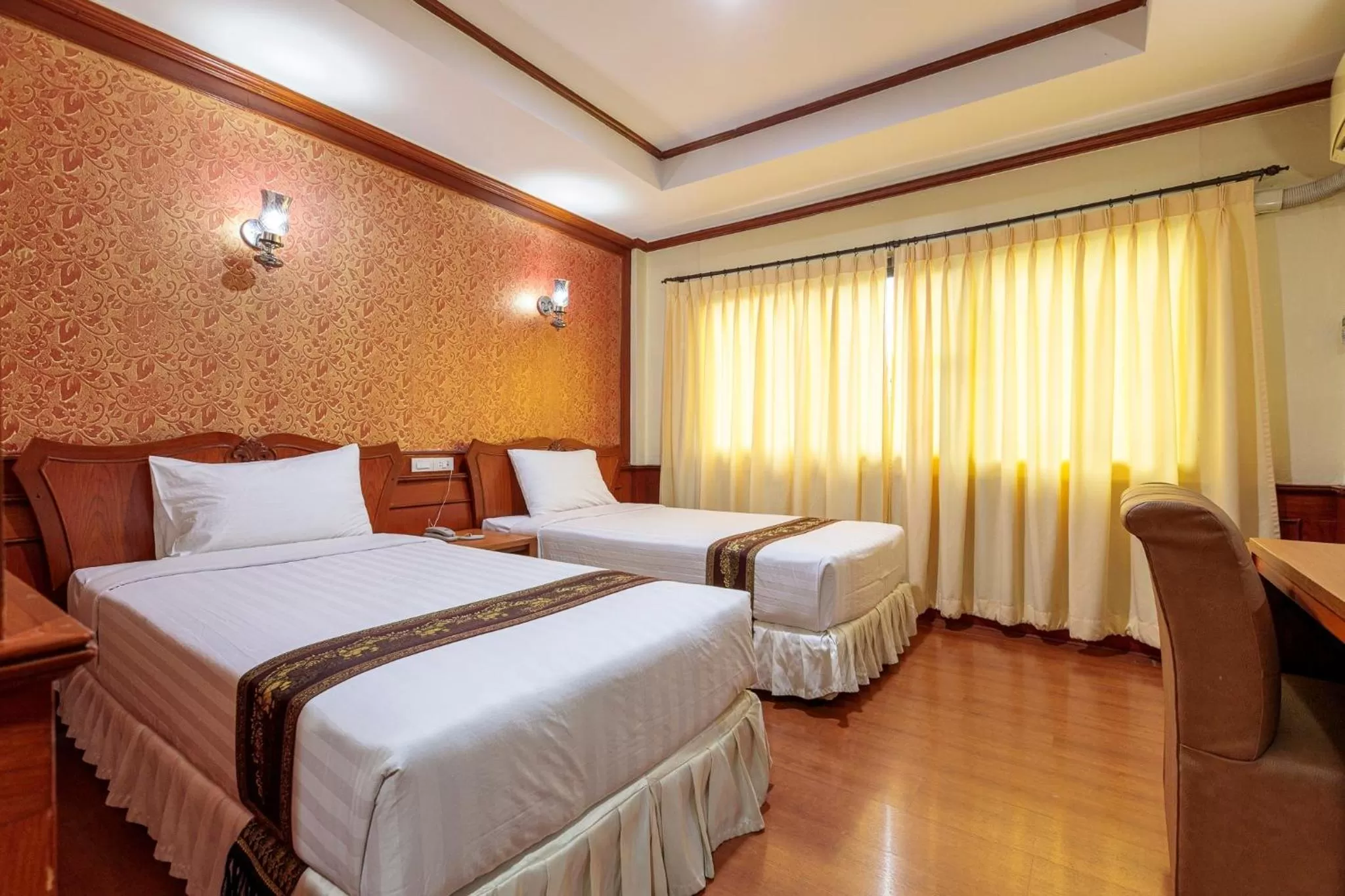 Family Room in PJ Watergate Hotel