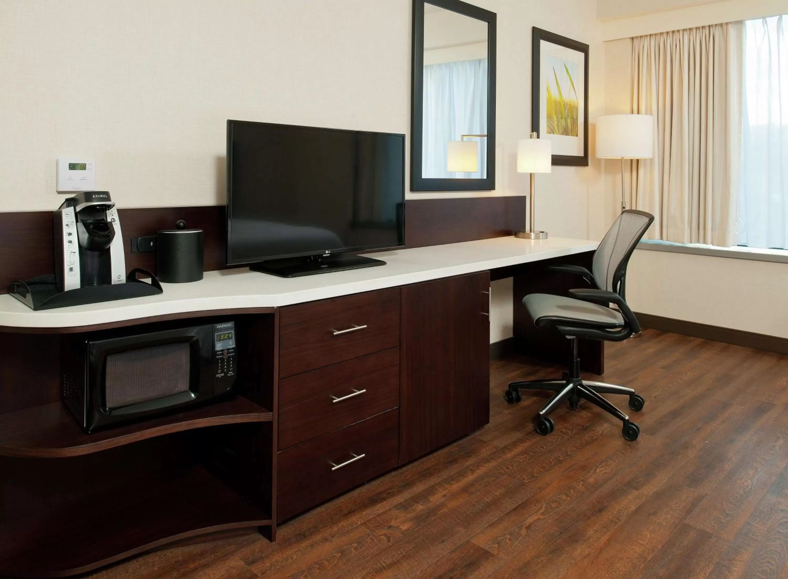 Queen Room with Two Queen Beds in Hilton Garden Inn Pittsburgh Downtown