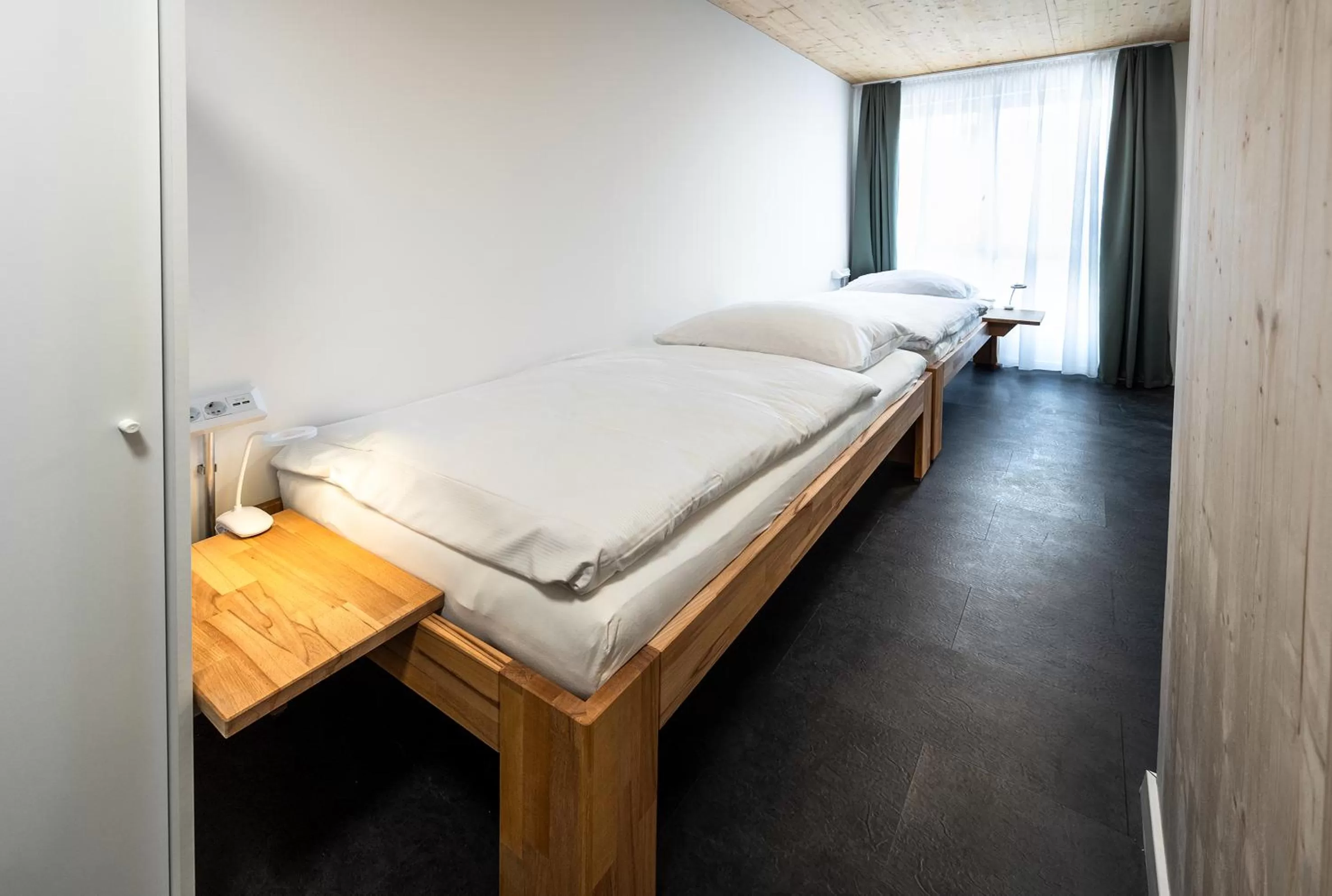 Standard Twin Room in Boardinghouse-Landau