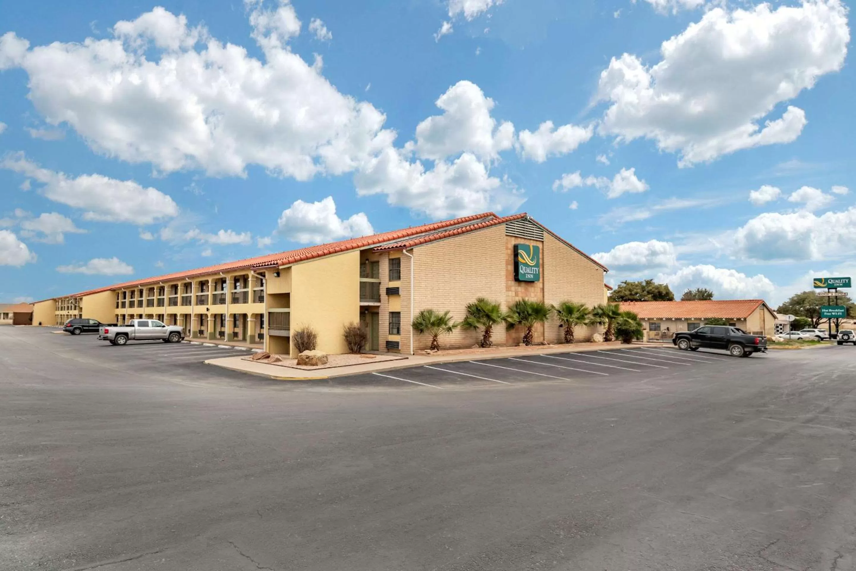 Property building in Quality Inn San Angelo