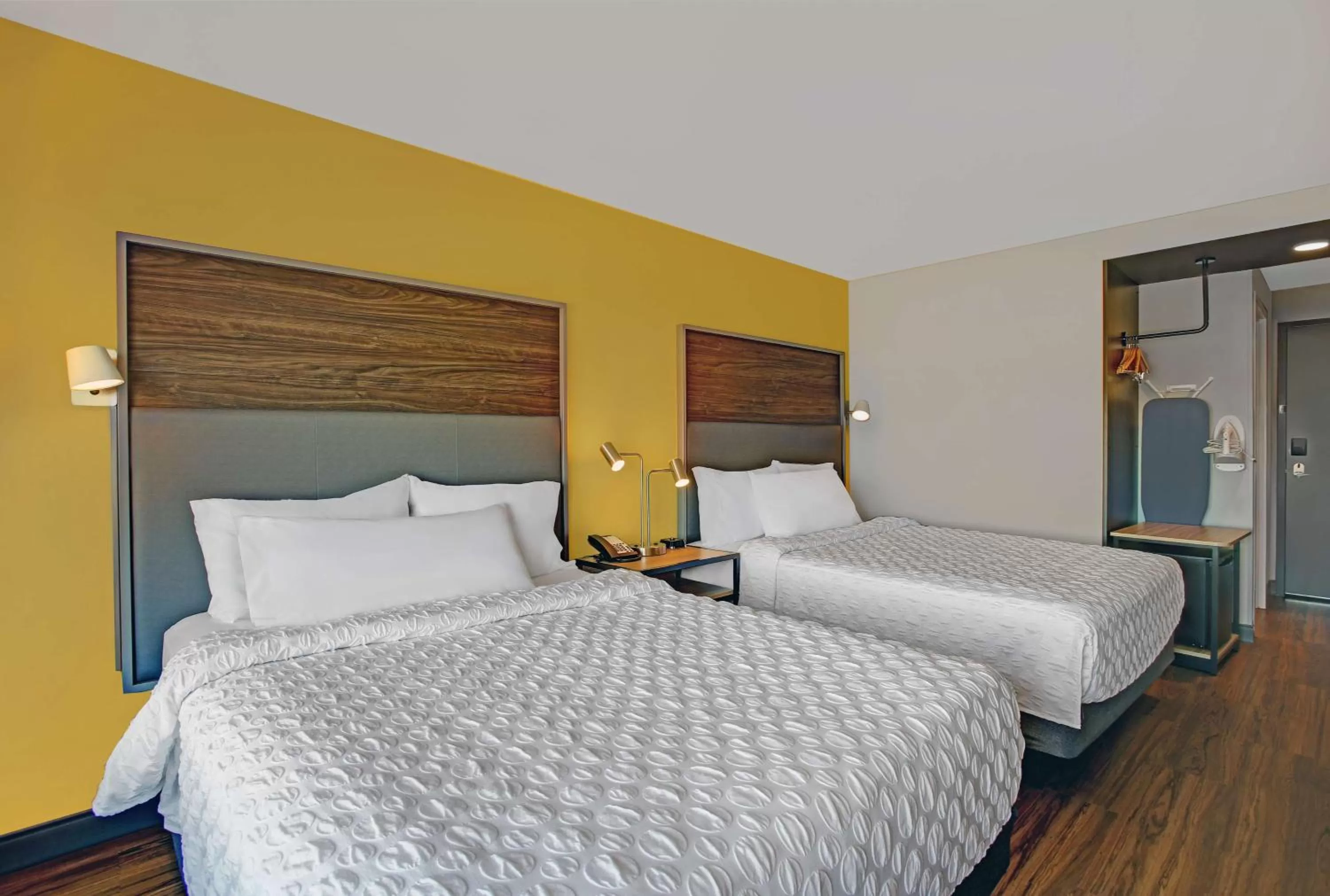 Queen Room with Two Queen Beds in Tru By Hilton Stoughton