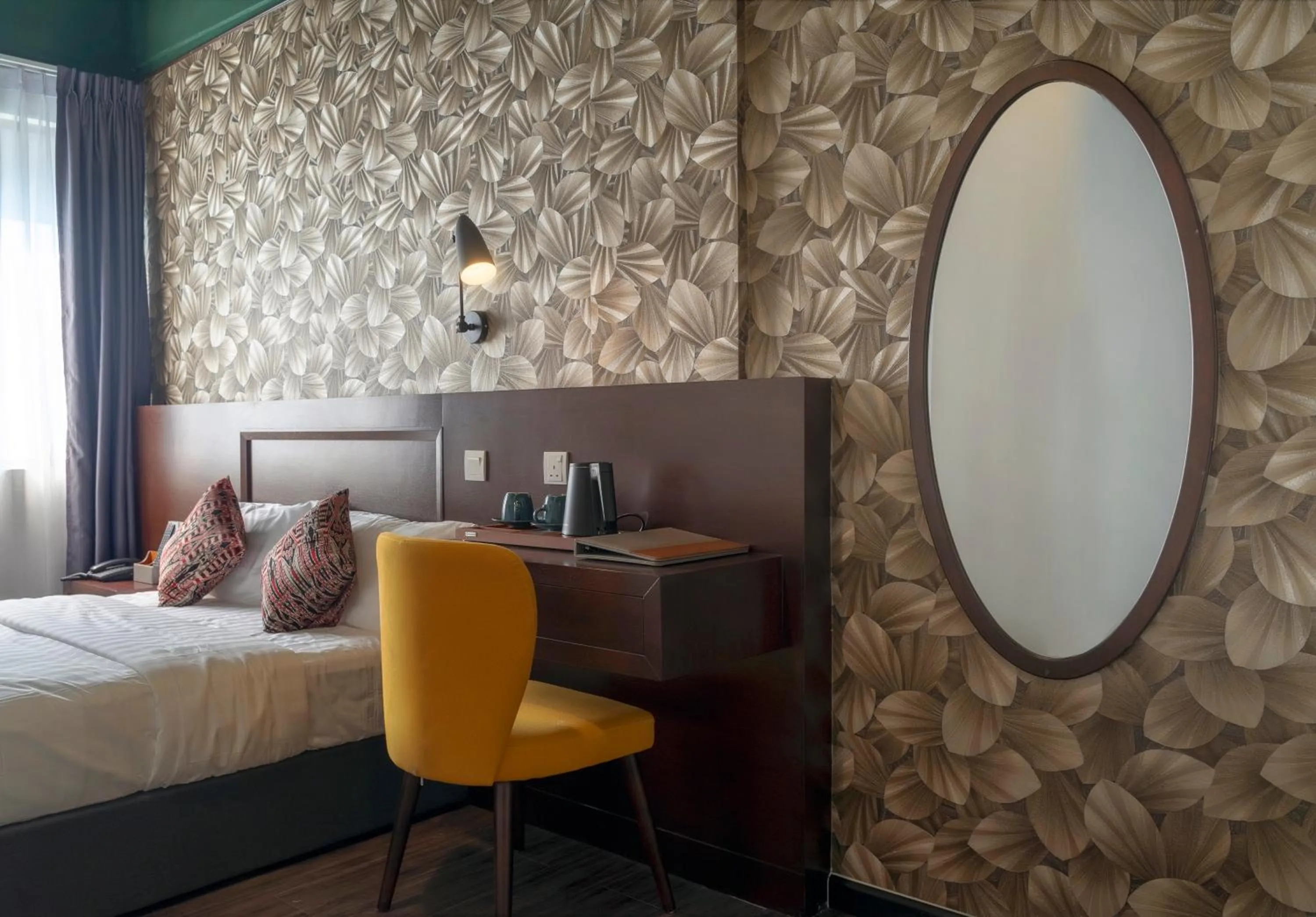 Deluxe Queen Room in East Riverine Boutique Hotel