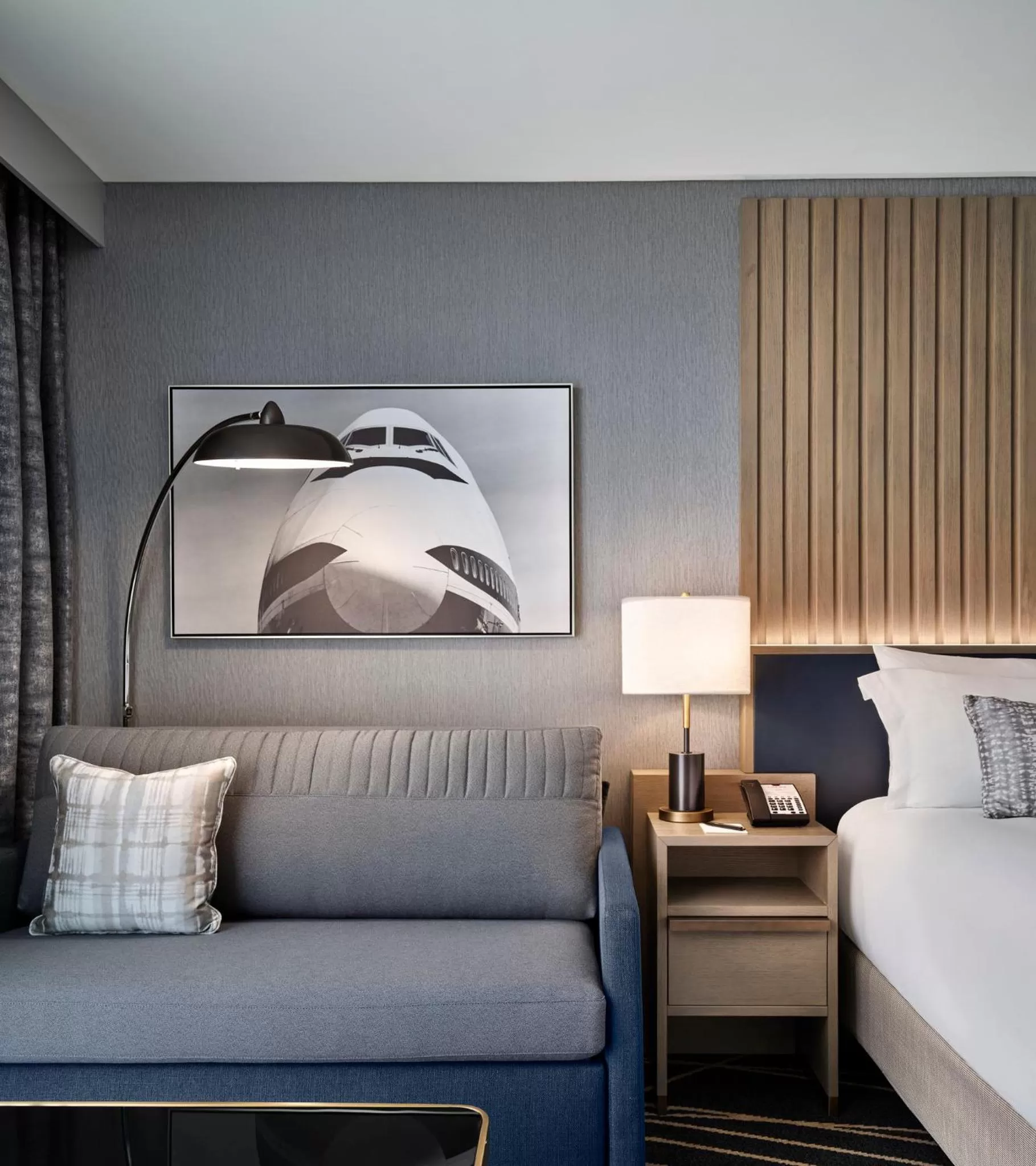 Deluxe King Room in Loews Kansas City