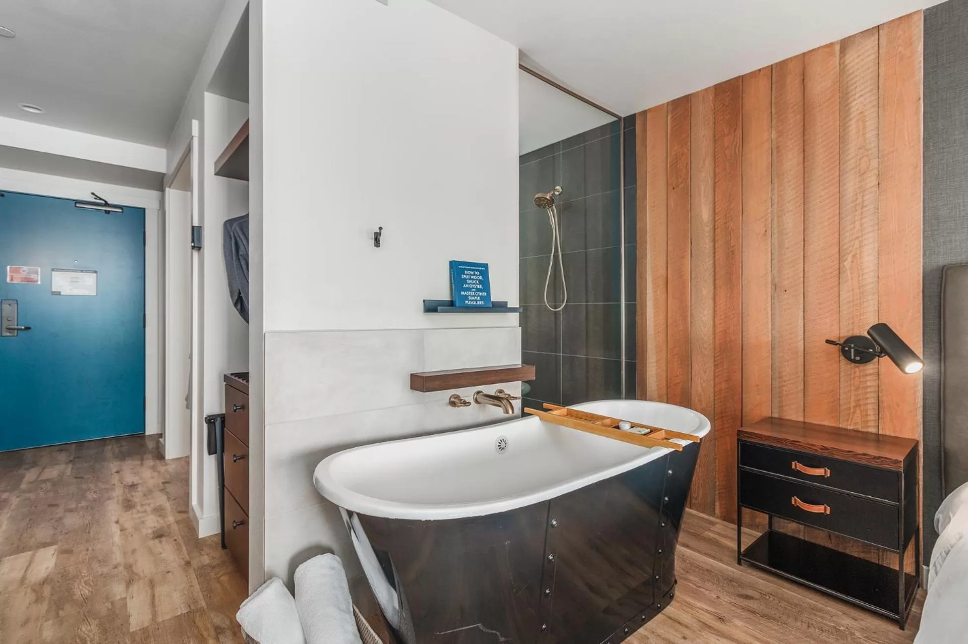 King Sunlight in Headlands Coastal Lodge & Spa