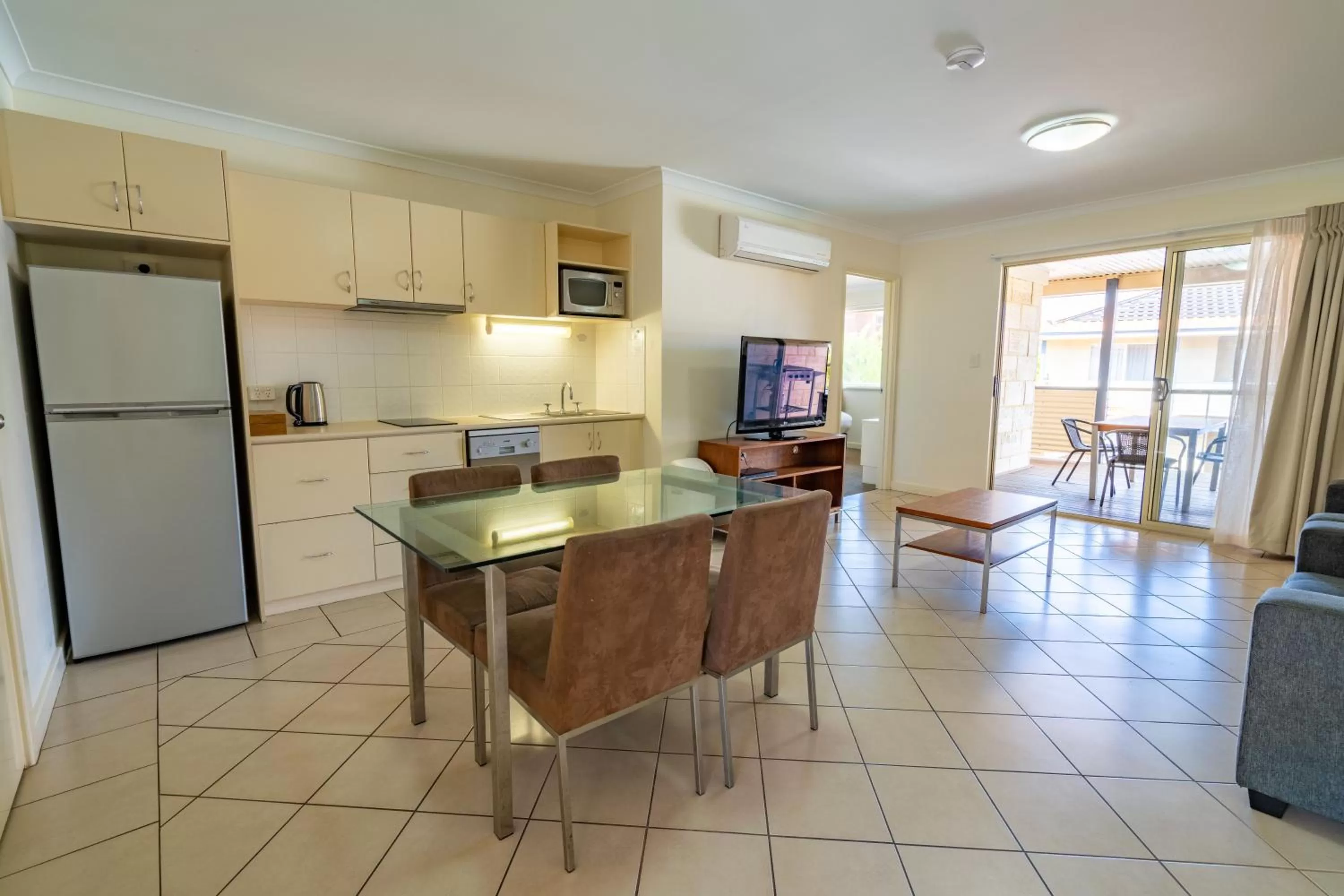 One-Bedroom Suite with Spa Bath in Kalbarri Edge Resort