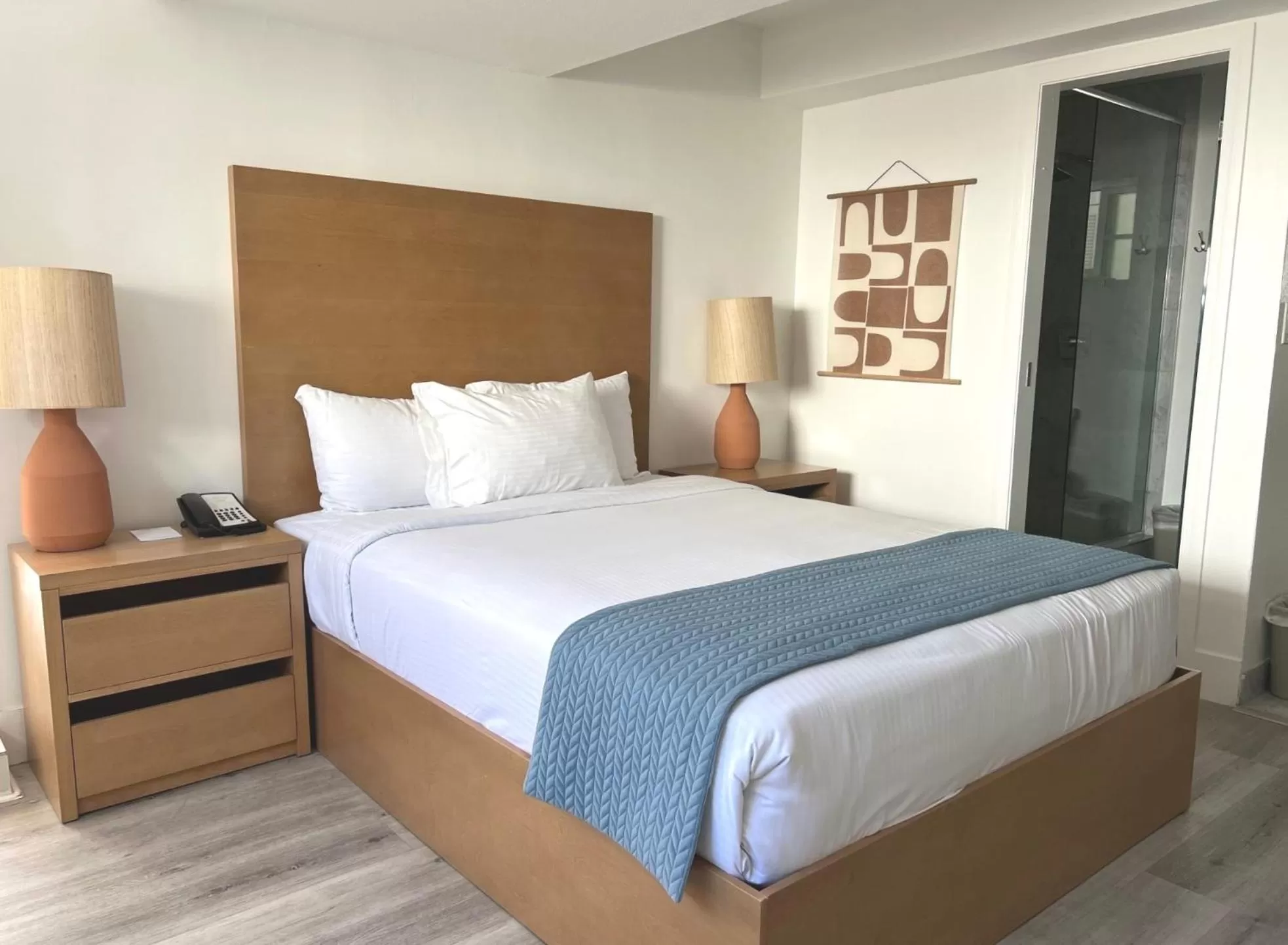 Standard Queen Room in Capri Laguna on the Beach - A Boutique Hotel