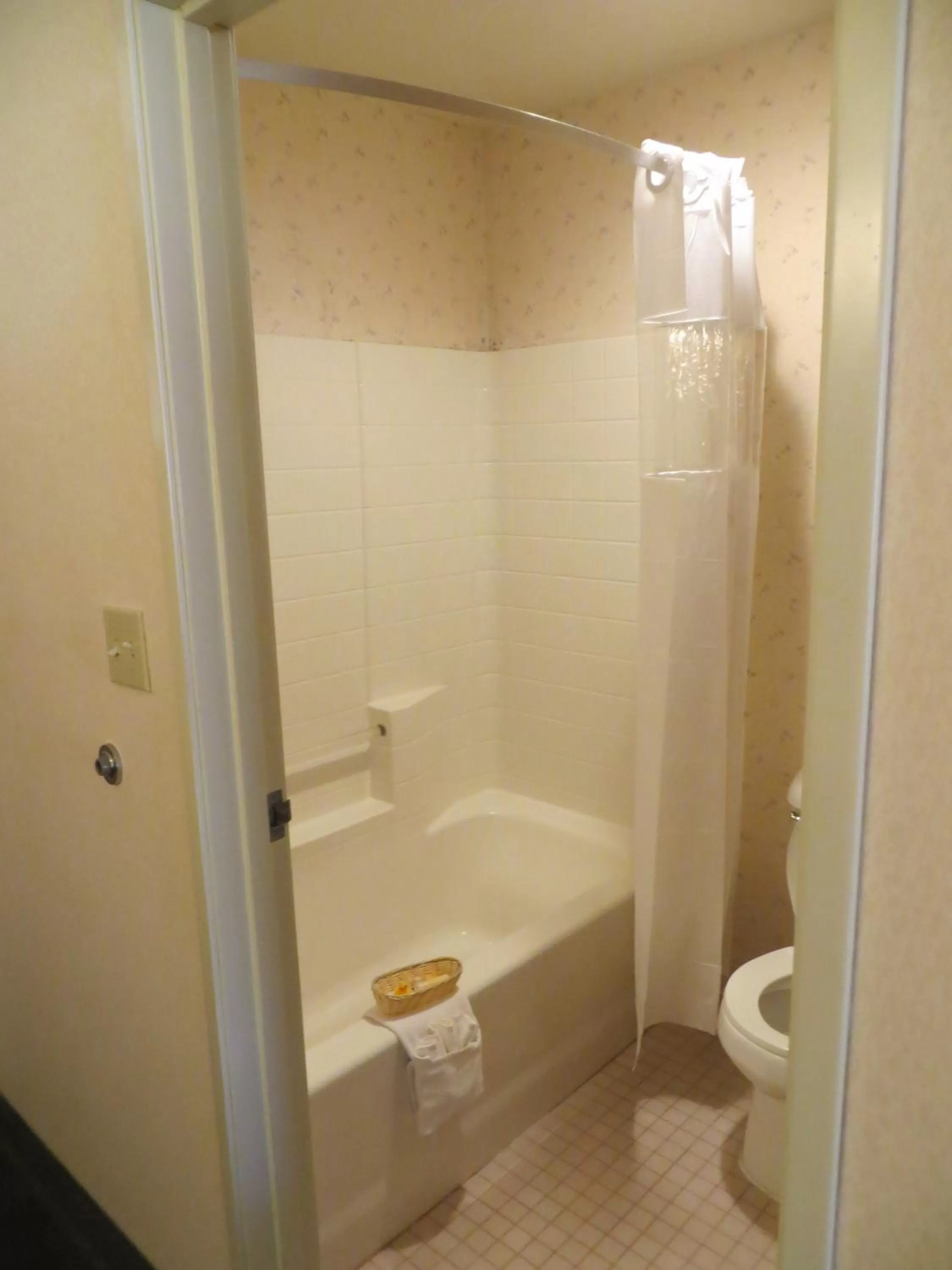 Studio Suite with Two King Beds - Non-Smoking in Days Inn by Wyndham Capitol Reef