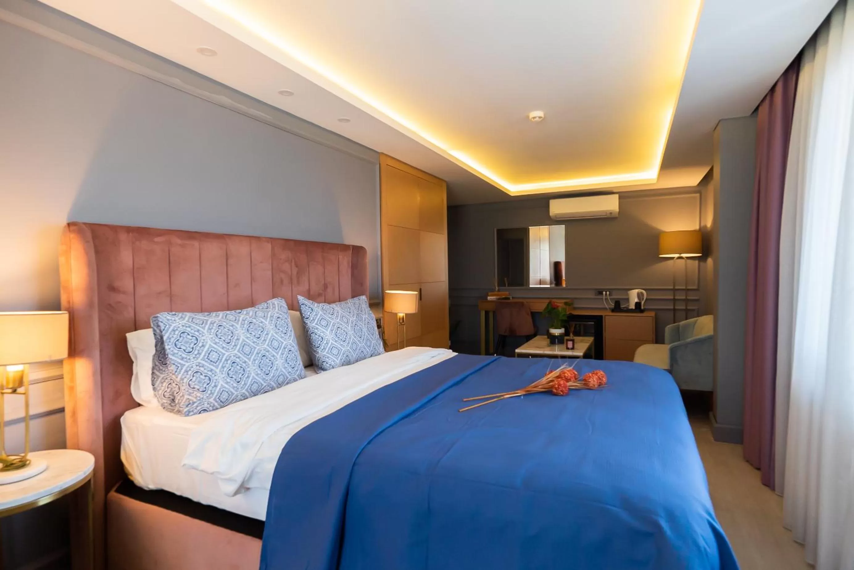 Deluxe Double Room with Balcony in Malta Bosphorus Hotel