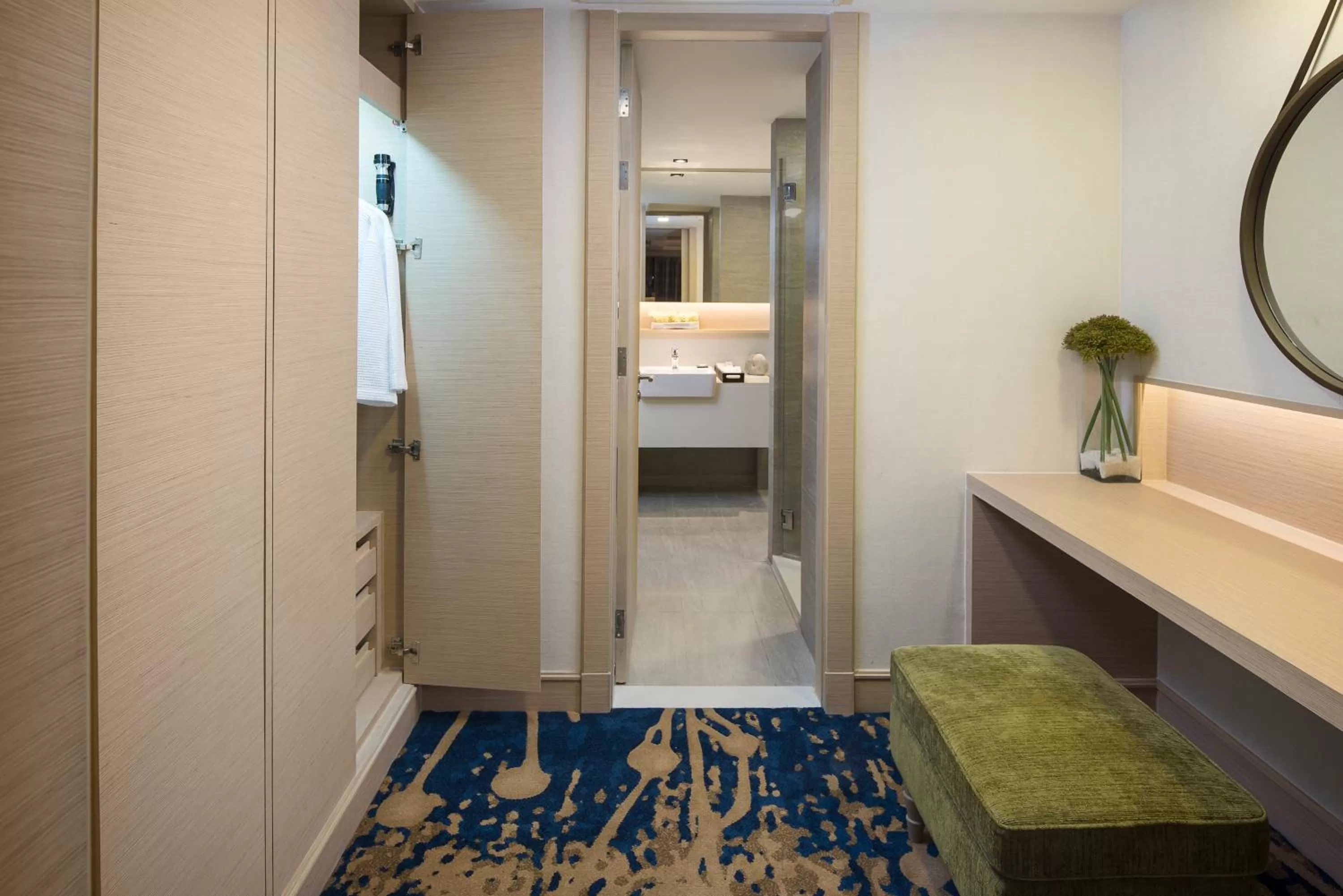 One Bedroom Suite in Solitaire Bangkok Sukhumvit 11