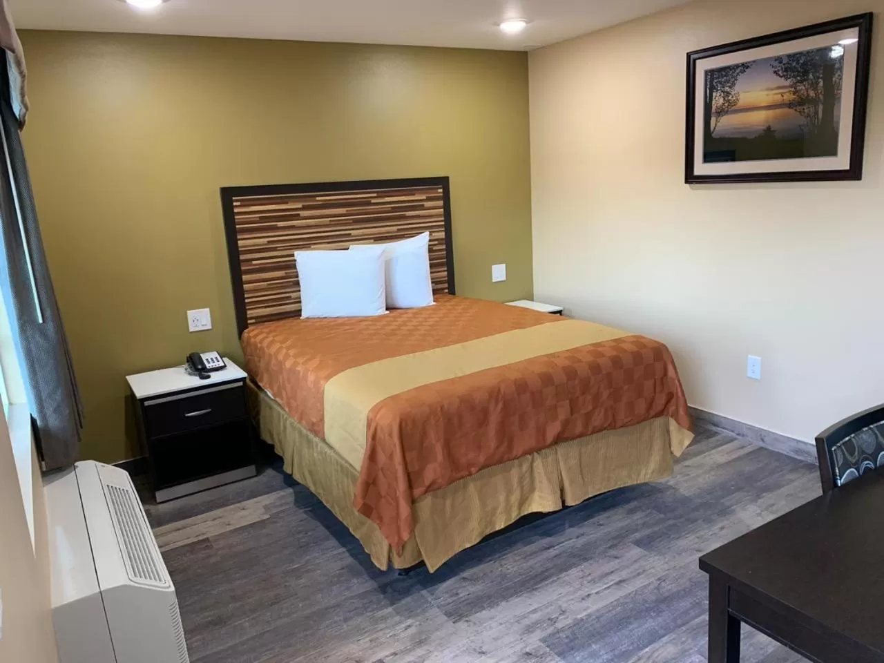 Budget Double Room in GAREY MOTEL