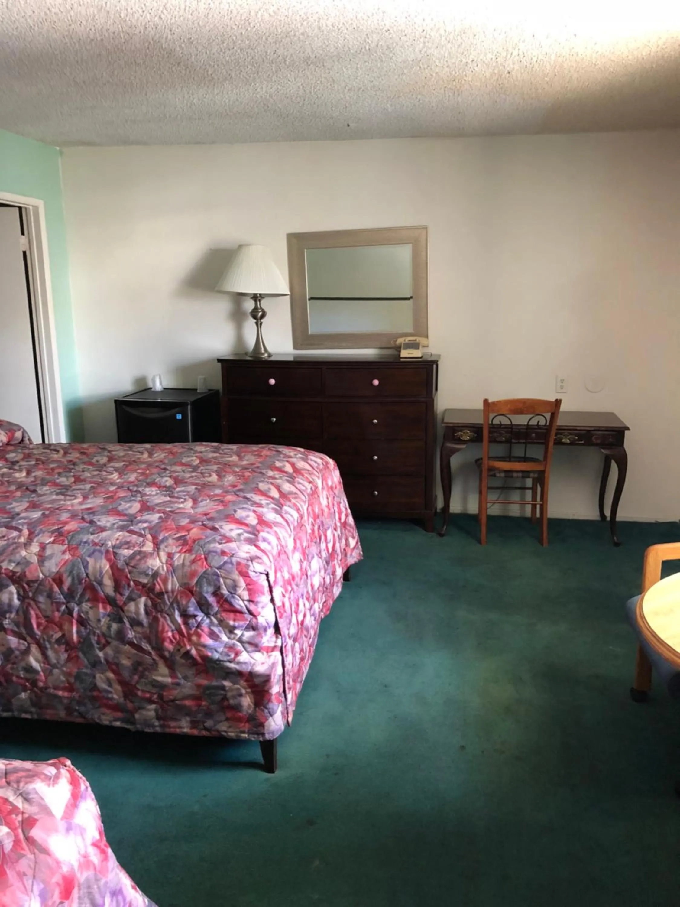 Standard Double Room in King Lodge Motel