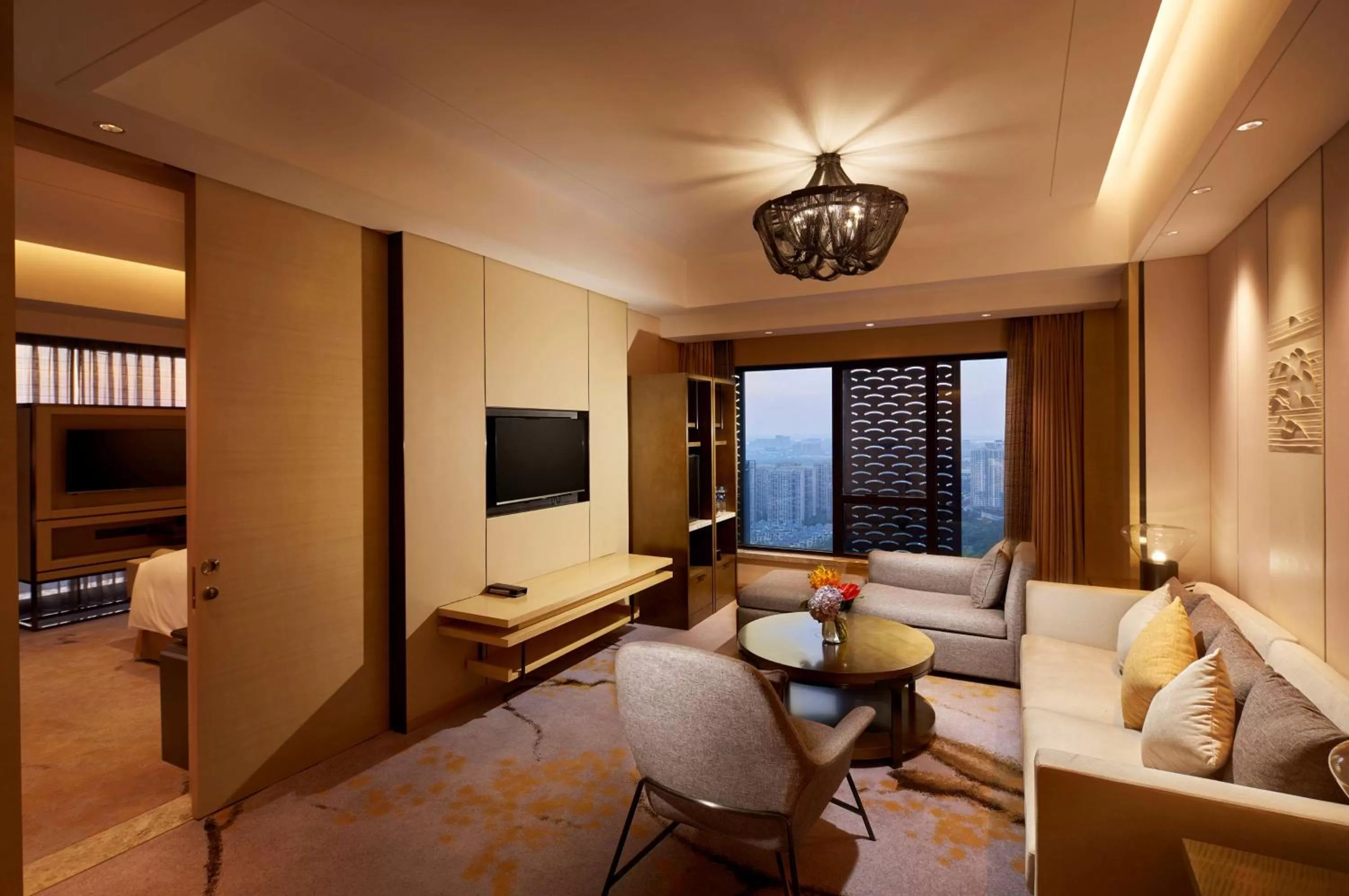 King Suite with Lounge Access in Hilton Suzhou