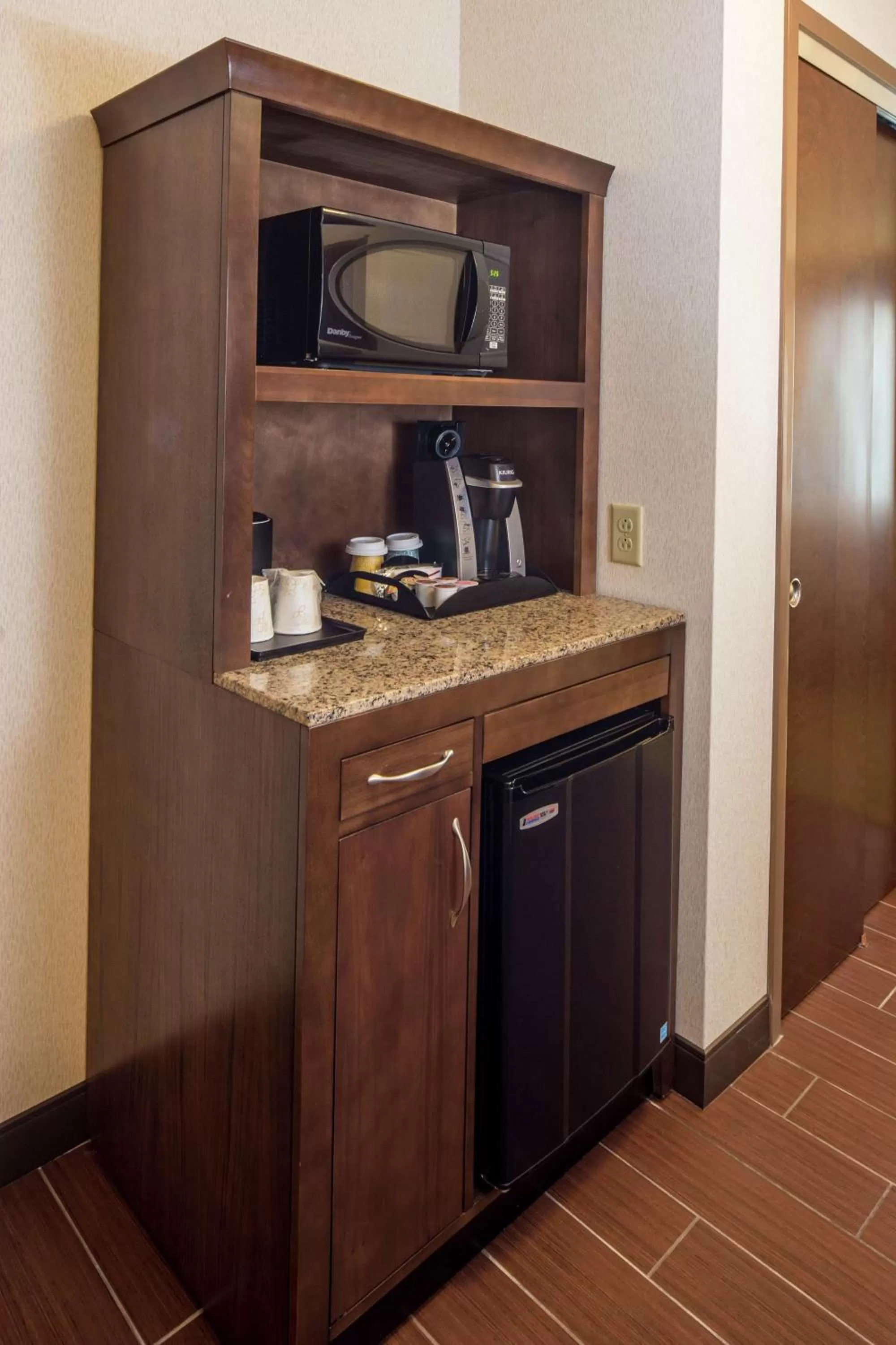 One-Bedroom King Suite in Hilton Garden Inn Uniontown