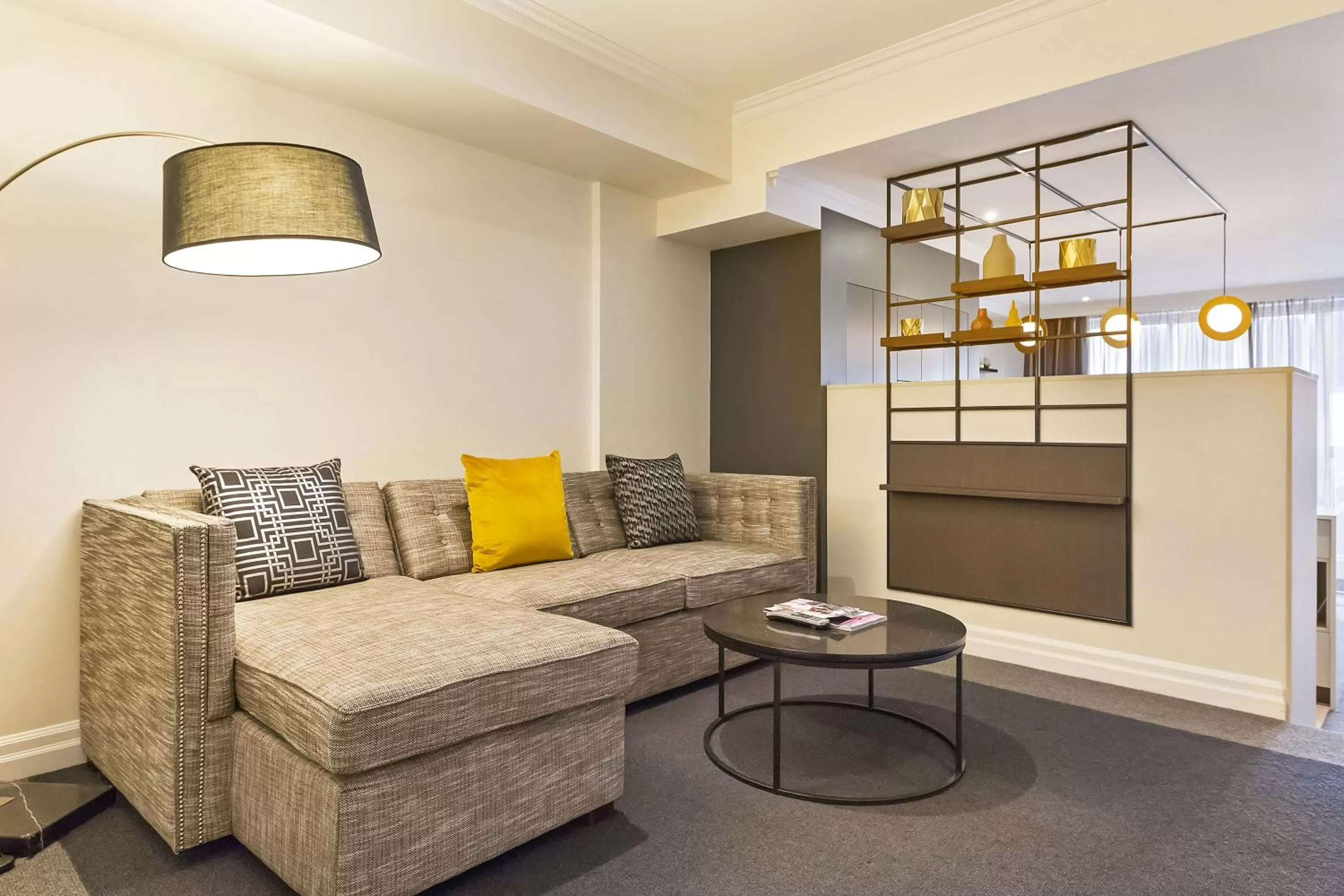 Deluxe One-Bedroom Apartment in Mantra 2 Bond Street