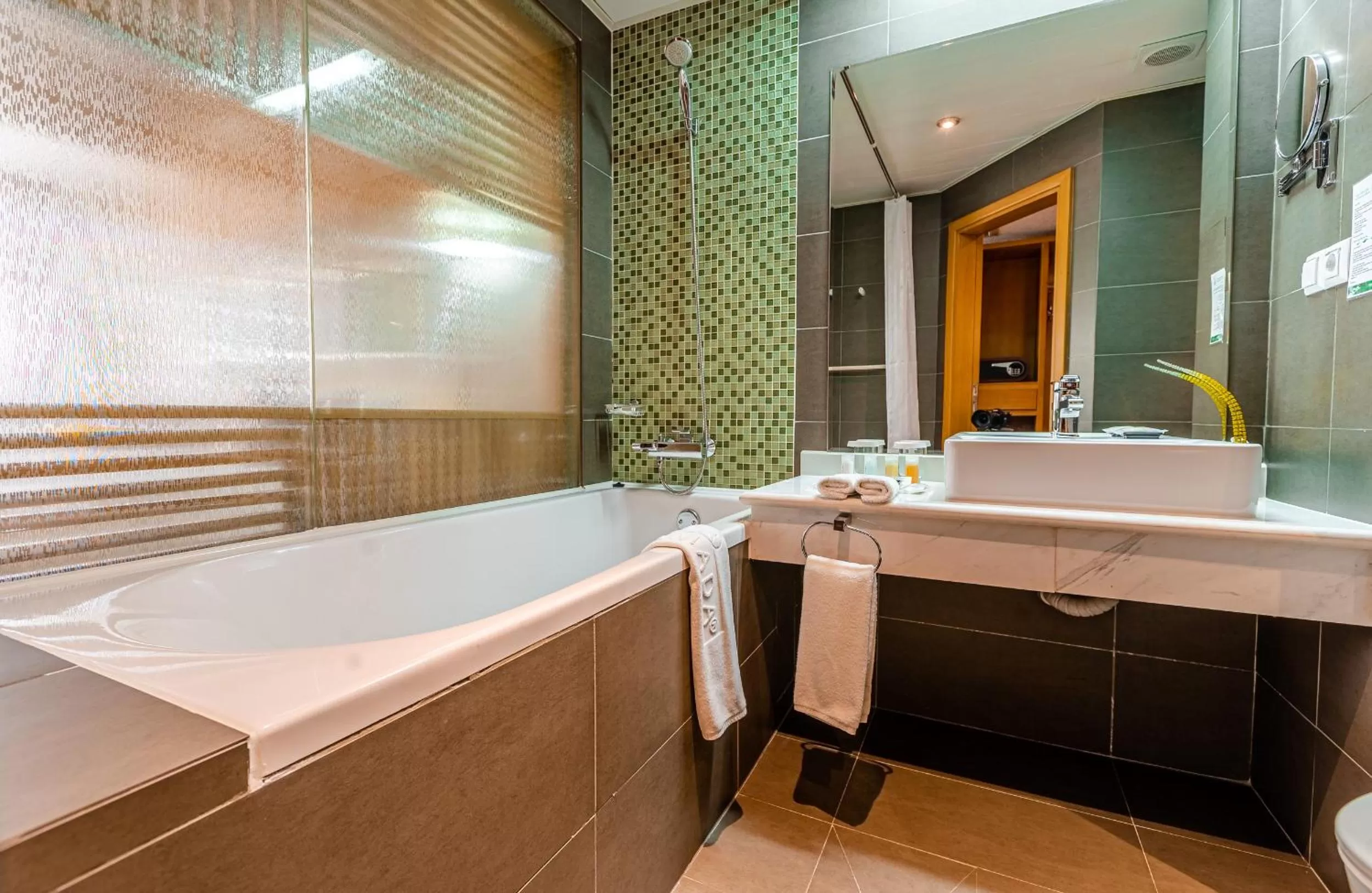 Deluxe Room with Two Twin Beds - single occupancy in Ramada Ulaanbaatar City Center