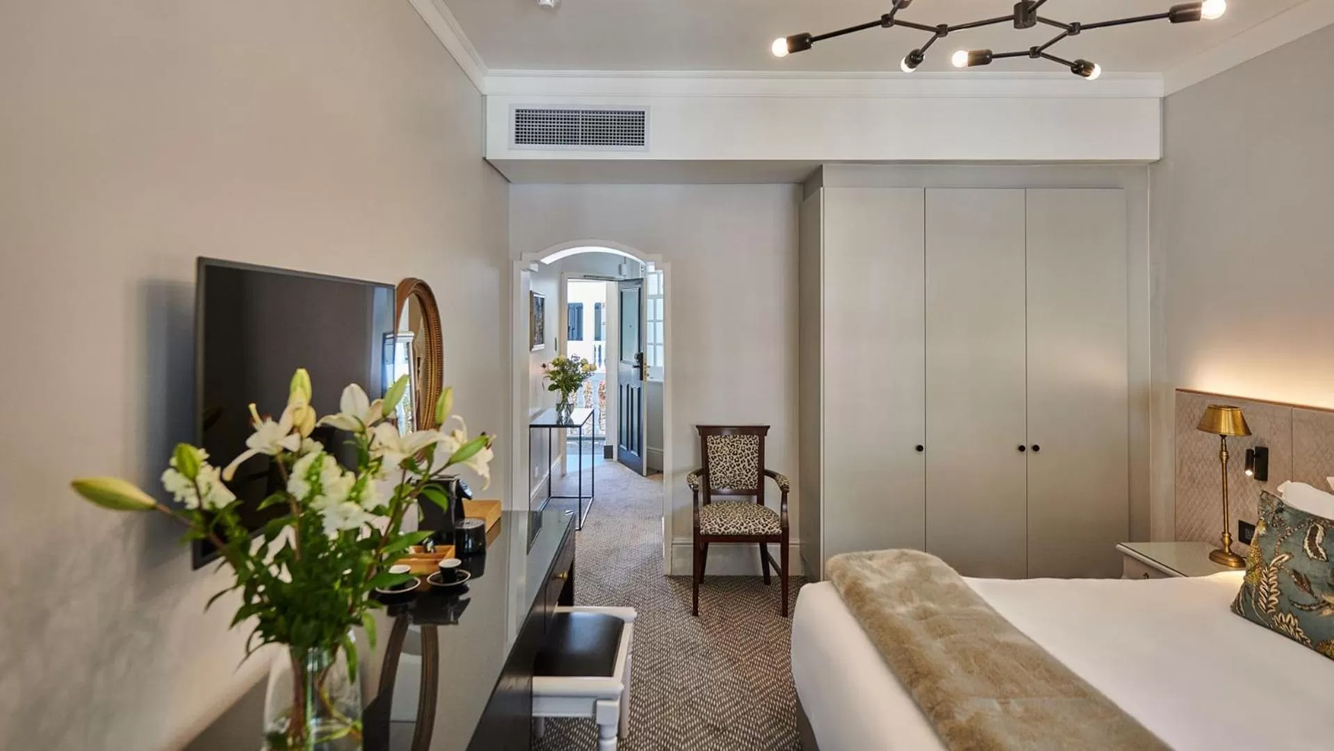 Classic Room - single occupancy in The Winchester Hotel by NEWMARK