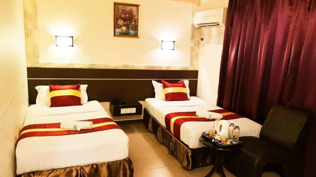 Super Deluxe Twin Room in City Inn