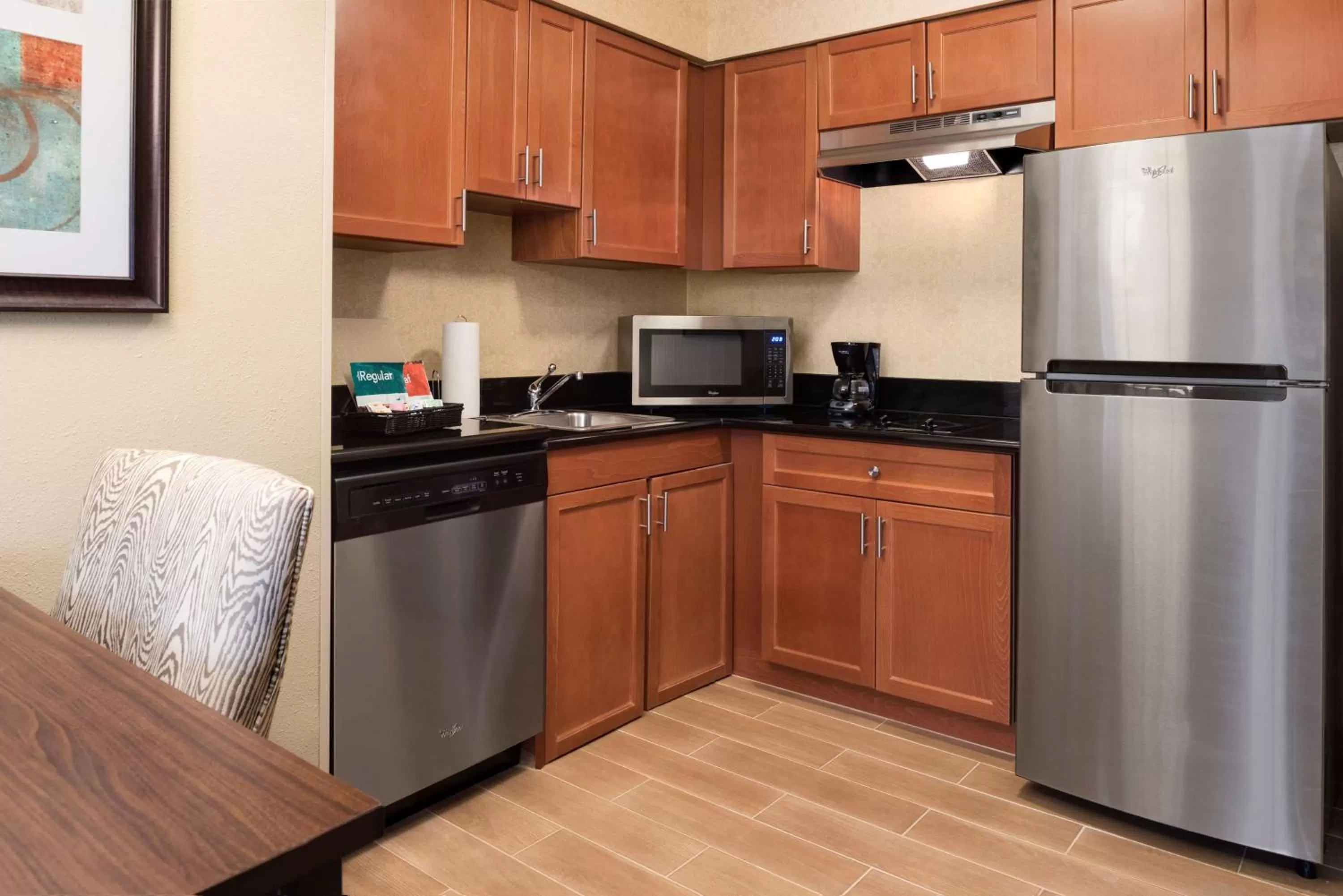 King Suite - Mobility Access/Non-Smoking in Homewood Suites by Hilton Columbus-Hilliard