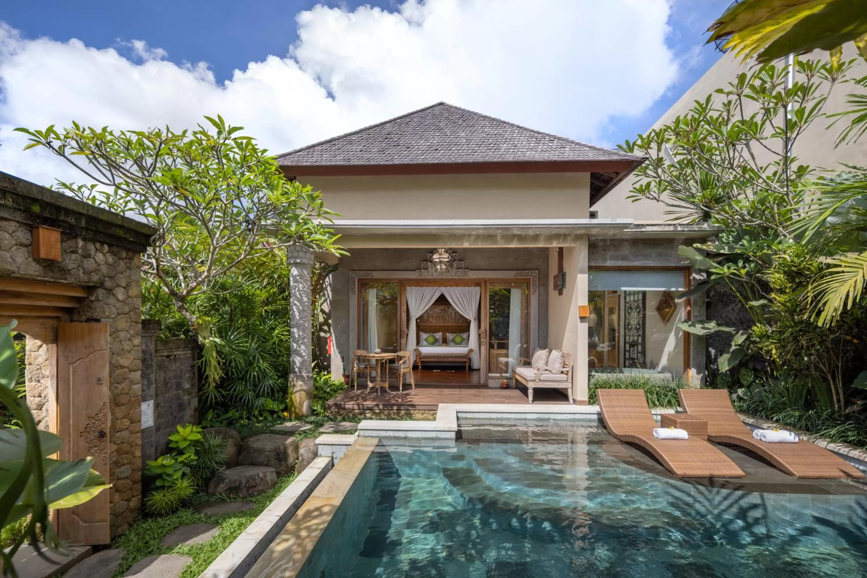 Luxury One-Bedroom Villa with Private Pool  and Daily Afternoon Tea in The Alena Resort a Pramana Experience